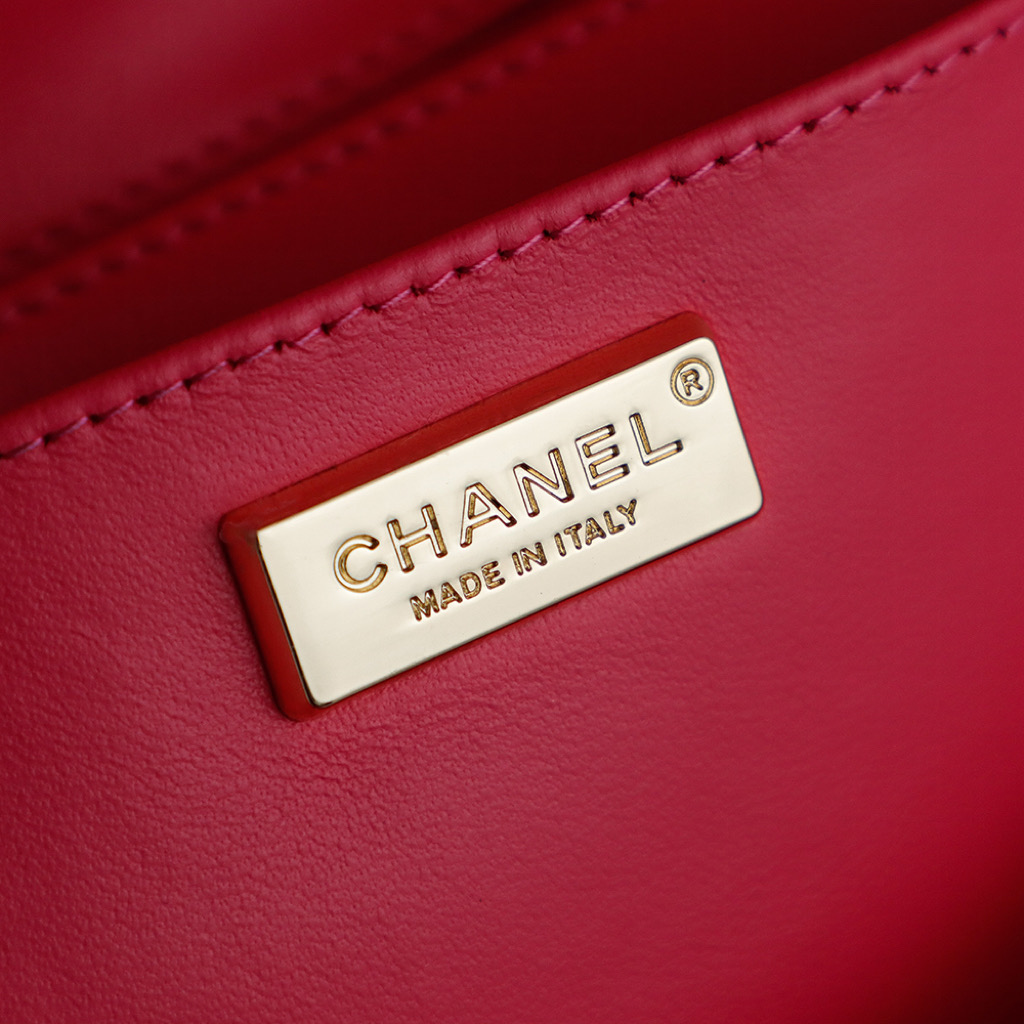 Chanel Raffia Flap Bag, Woven Design with Pink Leather Trim, 26cm 9 i1757685423688 6808 0 8