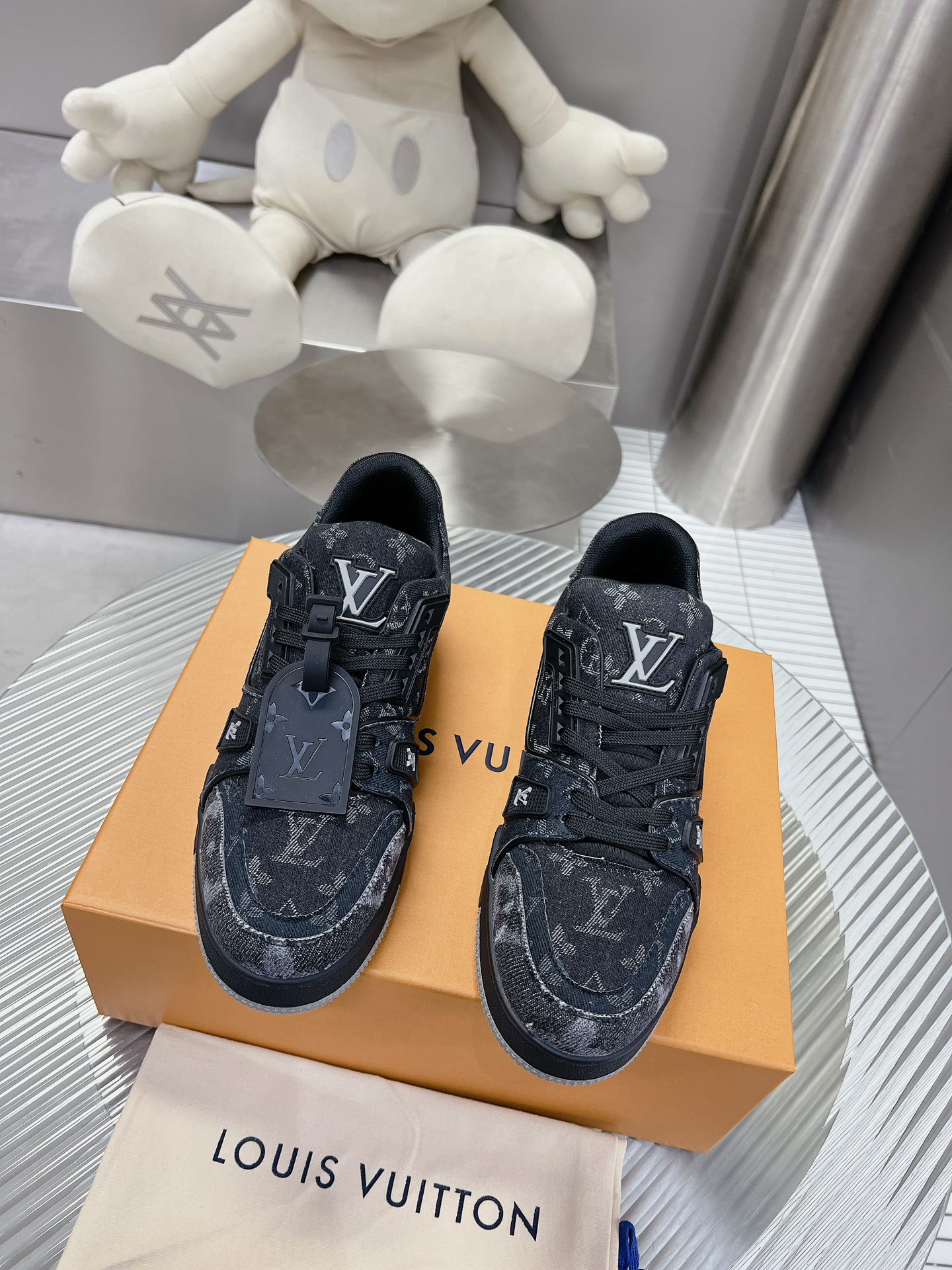 Louis Vuitton Chaussures De Sport Unisexe Cuir de vache Le TPU Haut bas