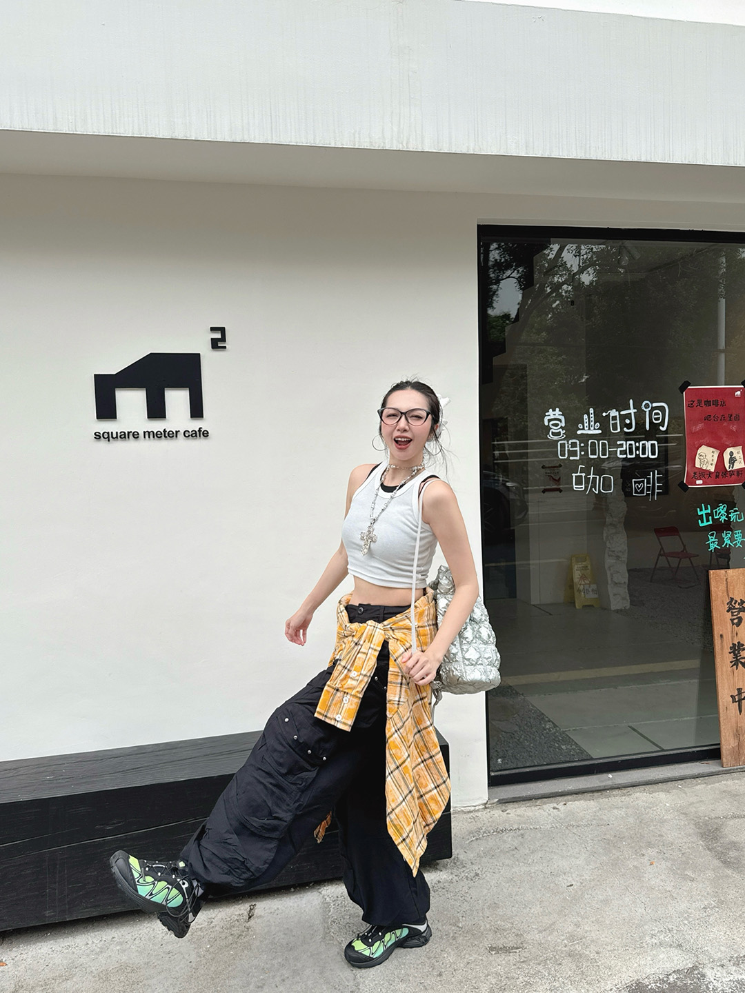 ▪️666质检▪️潮人上脚图▪️
闭眼入，好看就完事儿！！！
---------------------------------
SALOMON 萨洛蒙 XT-WHISPER 
潮流百搭 防滑耐磨低帮 生活休闲鞋 男女同款 黑白银

货号：477616

Size：36 36.5 37.5 38 38.5 39 40 40.5 41 42 42.5 43 44 45 46