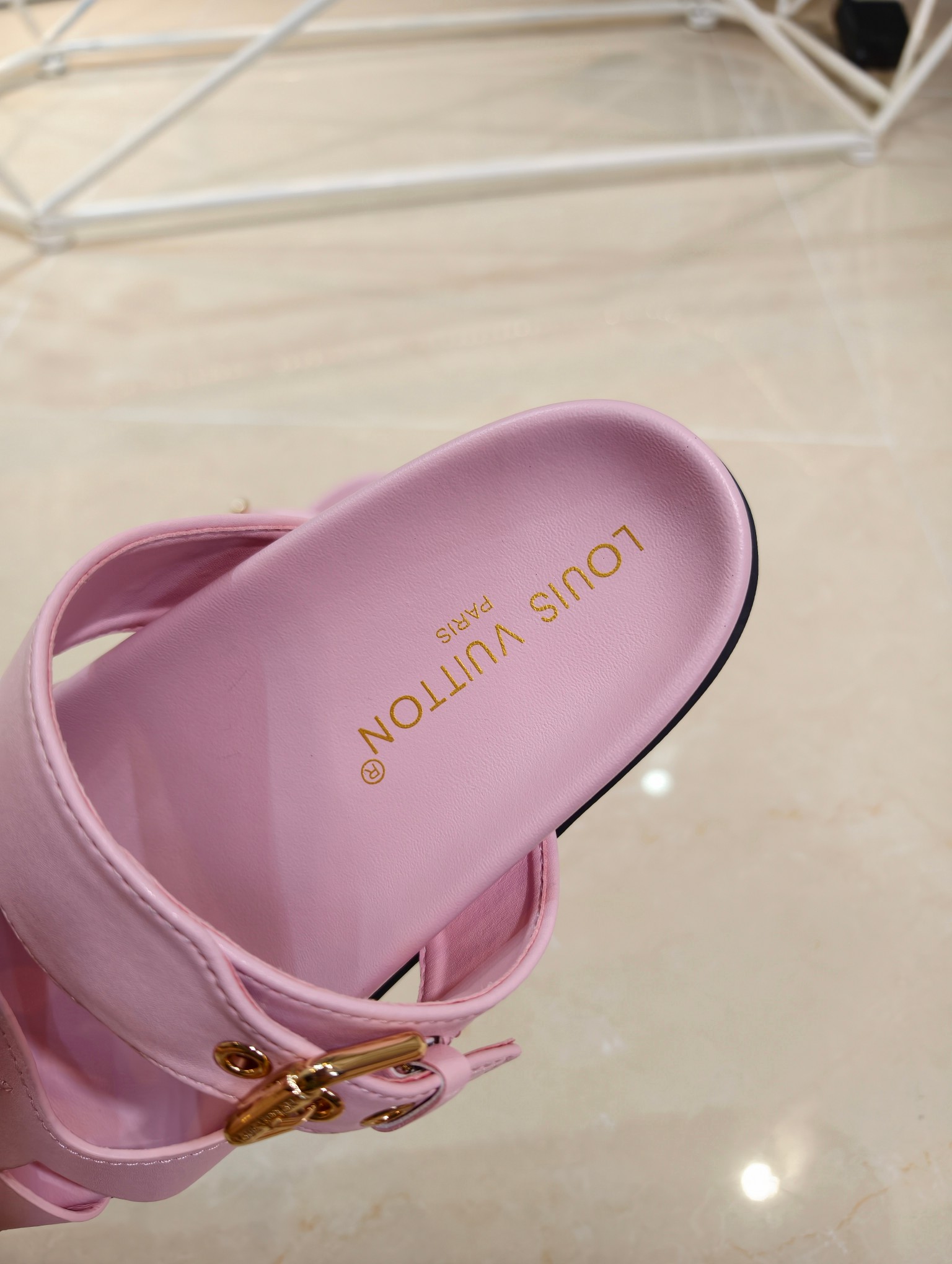 LV Women's Shoes Women's Shoes Women's Shoes detail image 5 from source 786063