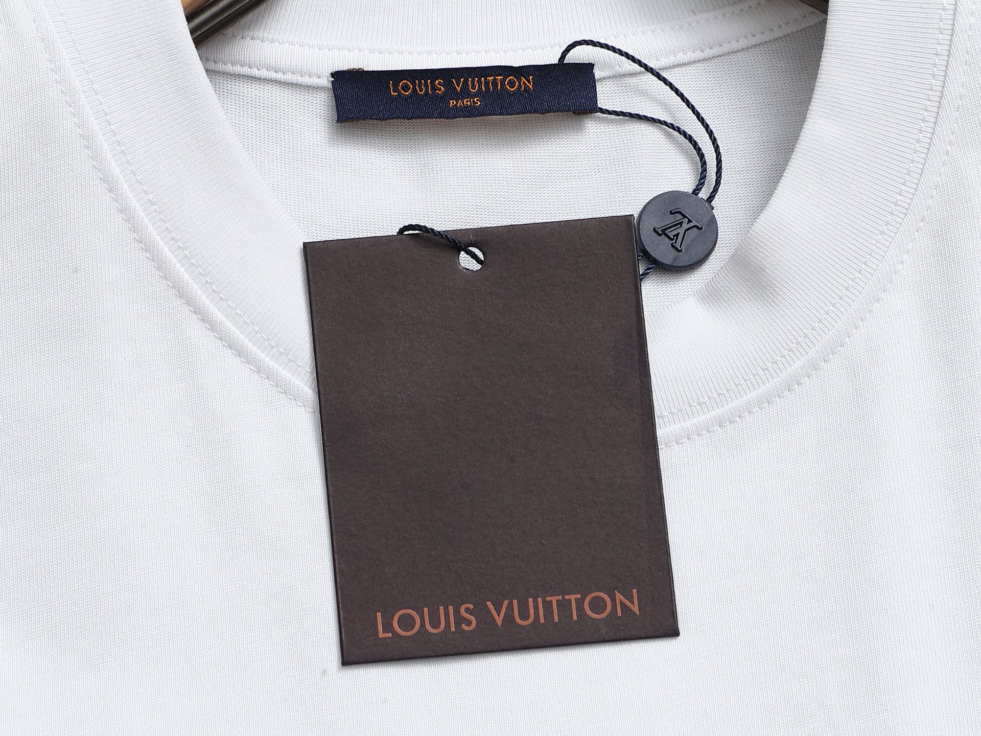 Louis Vuitton 1v 圆领短袖T恤 春夏印花短T系列