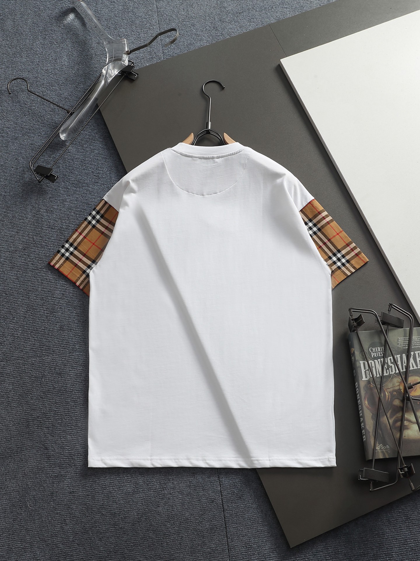 Burberry BURBERRY BBR 巴宝莉 微宽版型