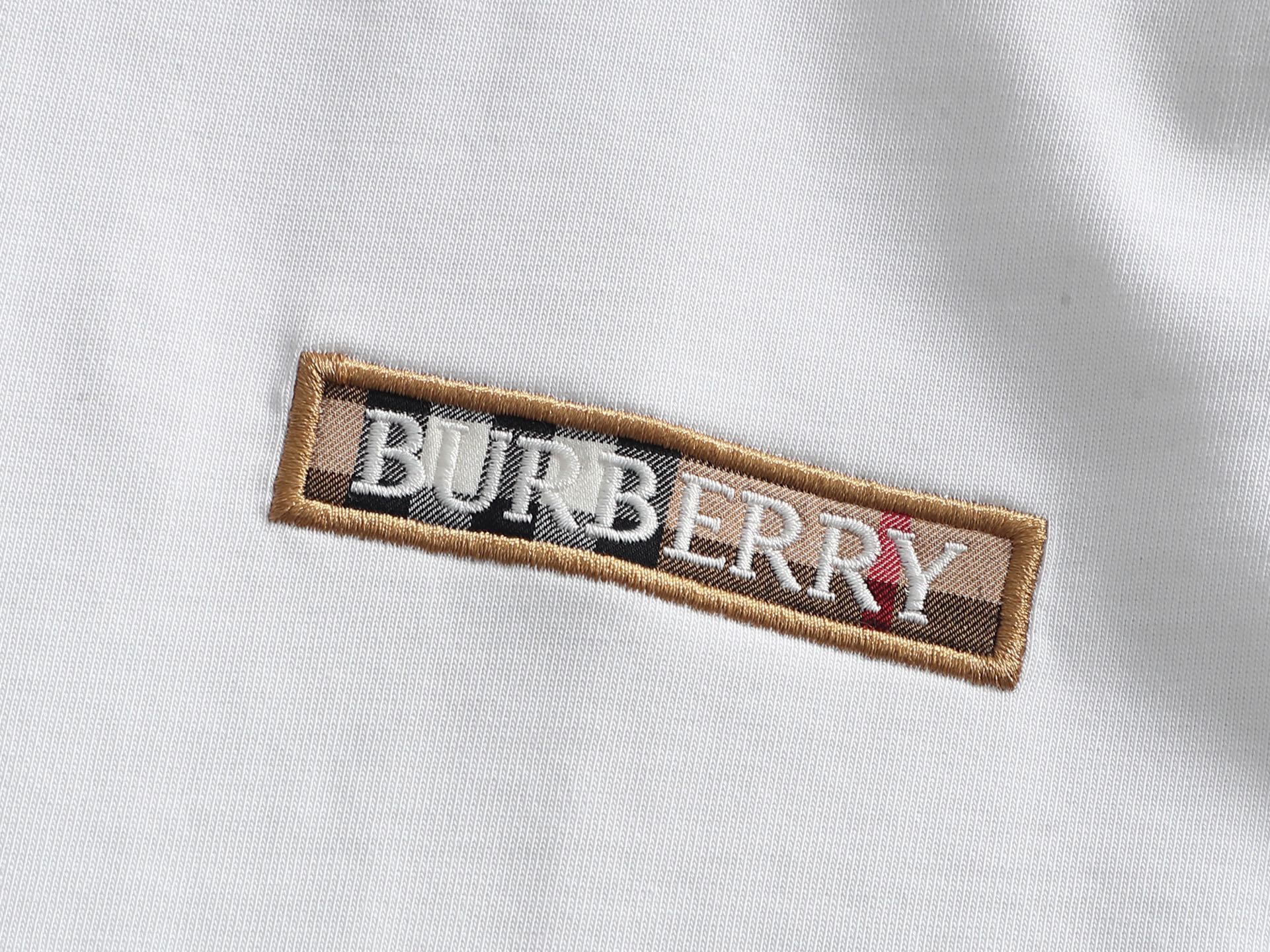 Burberry BURBERRY BBR 巴宝莉 微宽版型