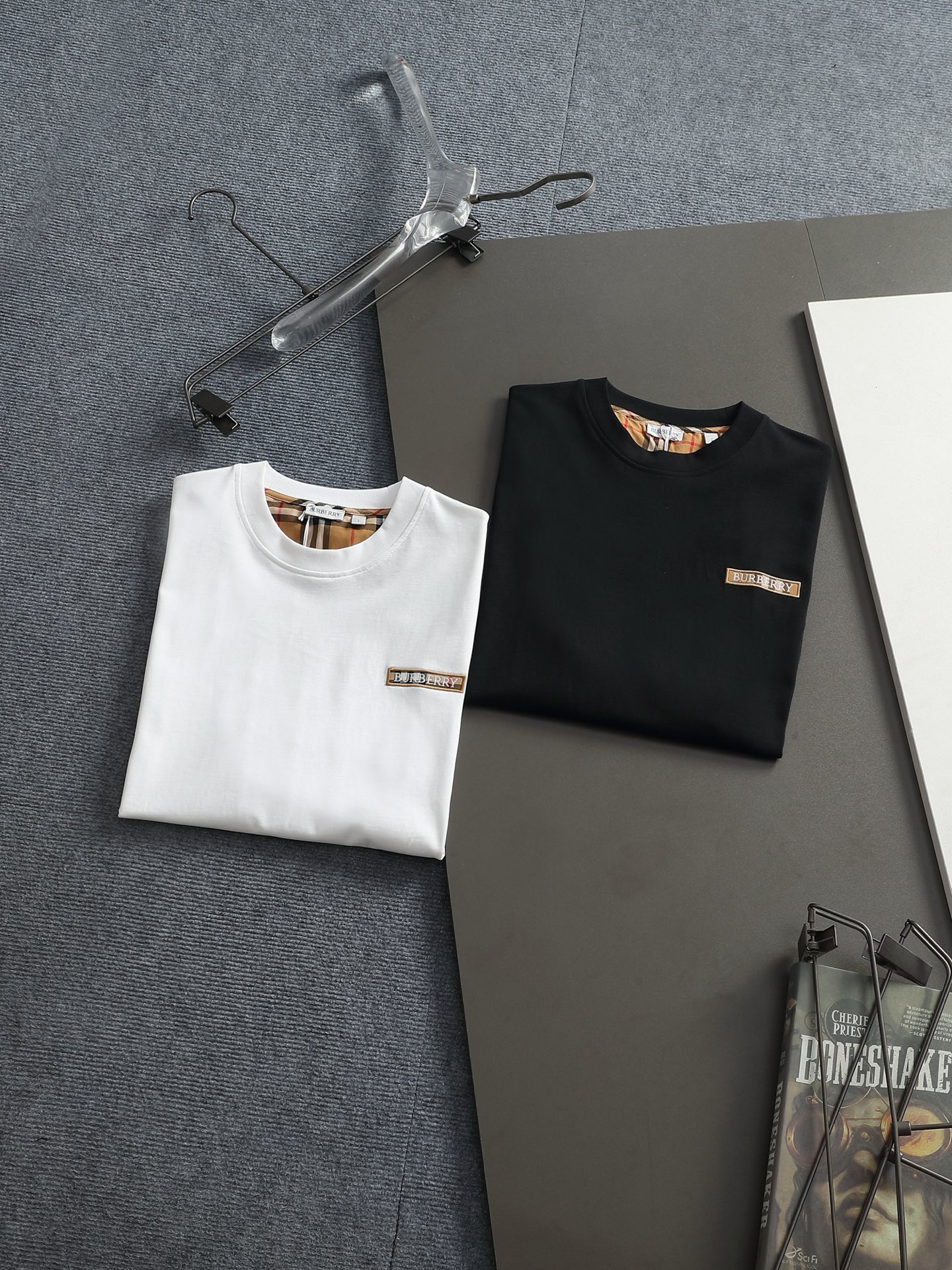 Burberry BURBERRY BBR 巴宝莉 微宽版型