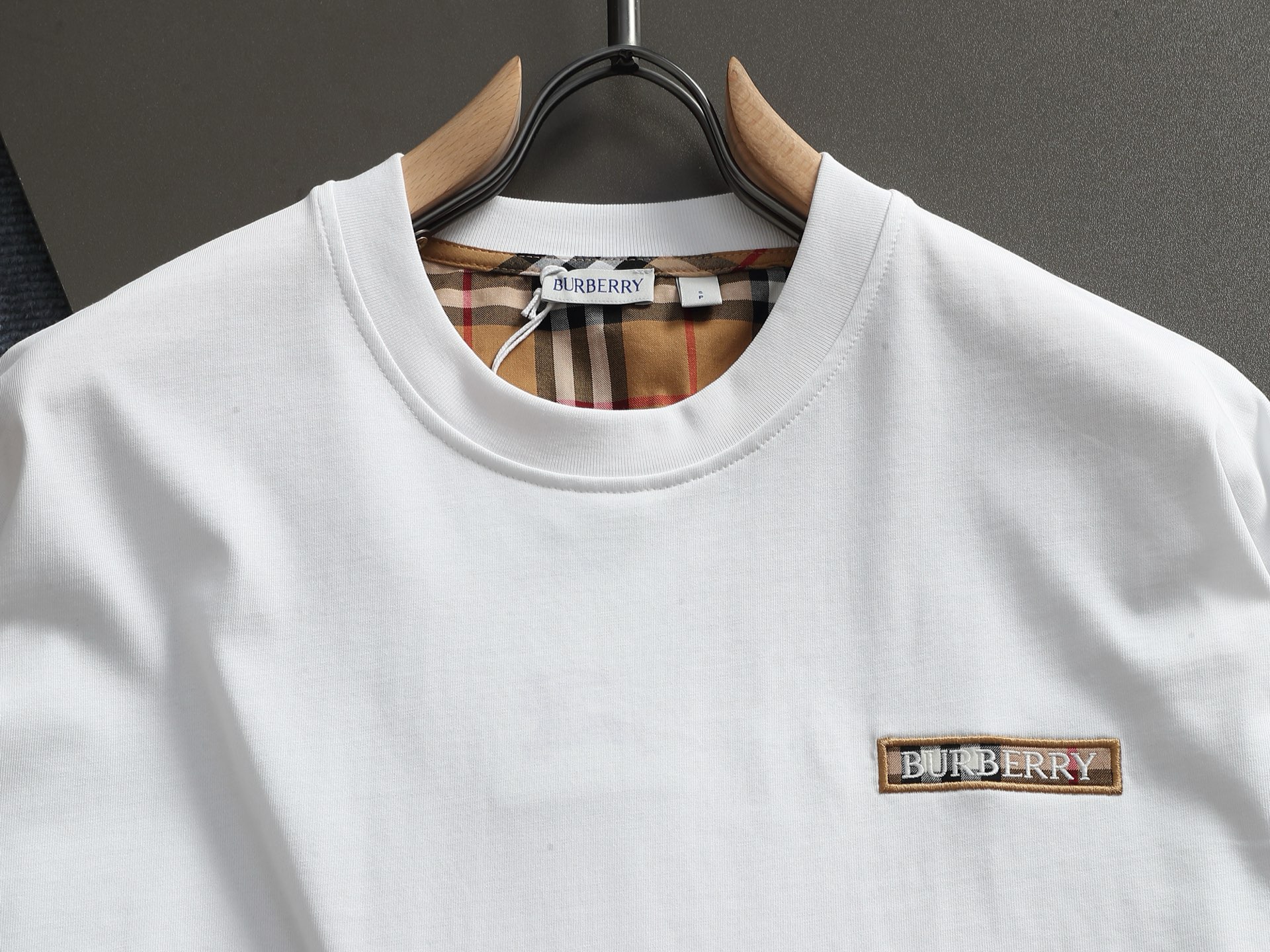 Burberry BURBERRY BBR 巴宝莉 微宽版型