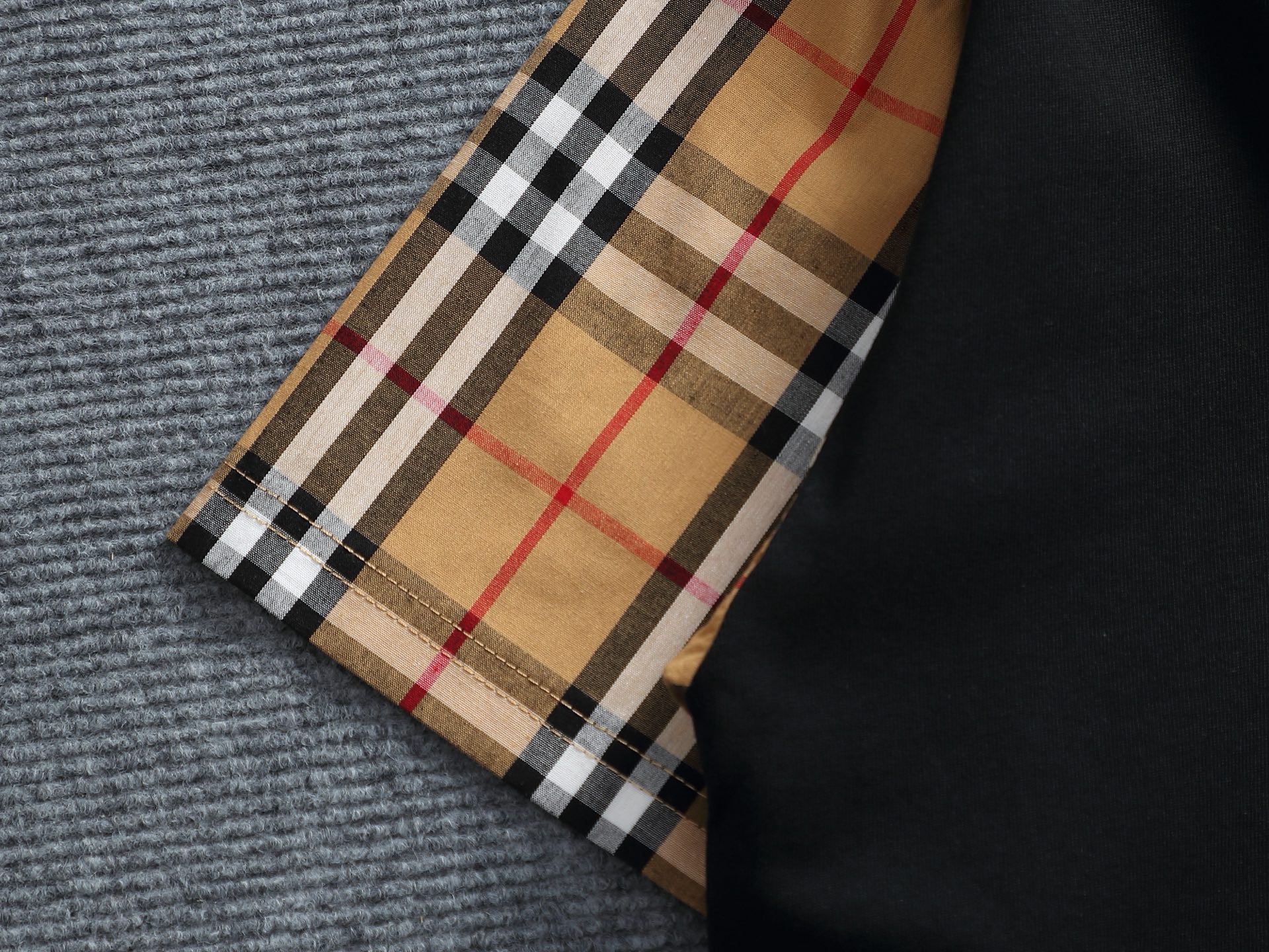 Burberry BURBERRY BBR 巴宝莉 微宽版型
