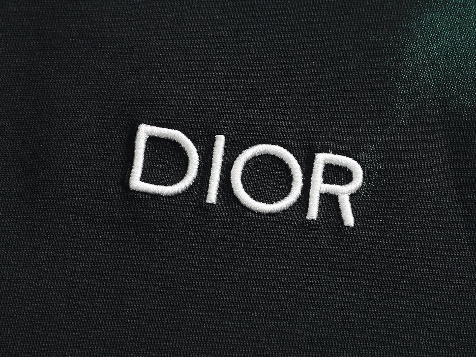Dior Dior 迪奥 微宽版 CD 25ss新款独家限定 dior字母刺绣拼接植毛绒 作为奢侈界的龙头