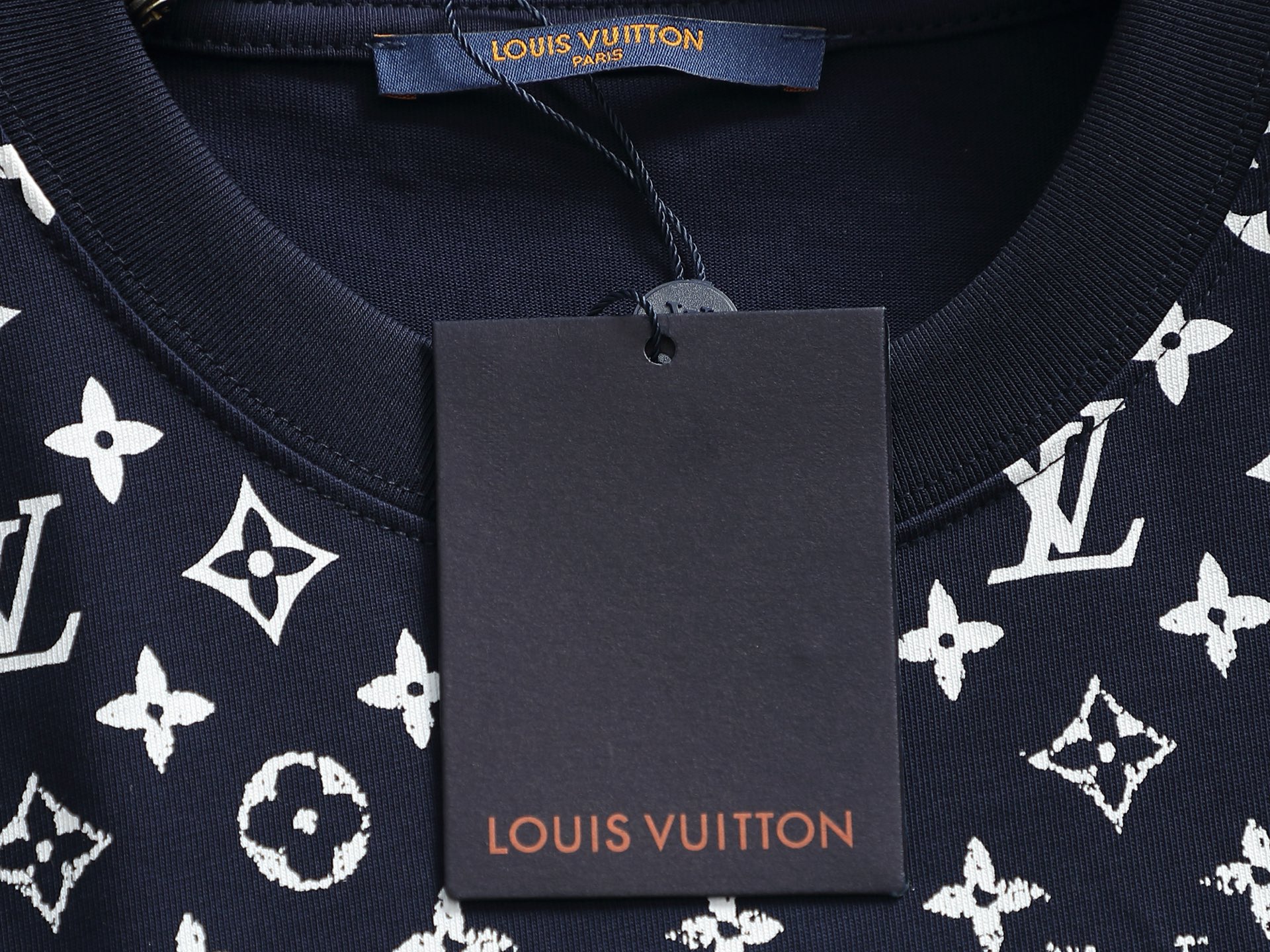 Louis Vuitton LV 路易威登 最新款最 渐变印花 圆领 短袖T恤 纯棉面料 贴肤舒适