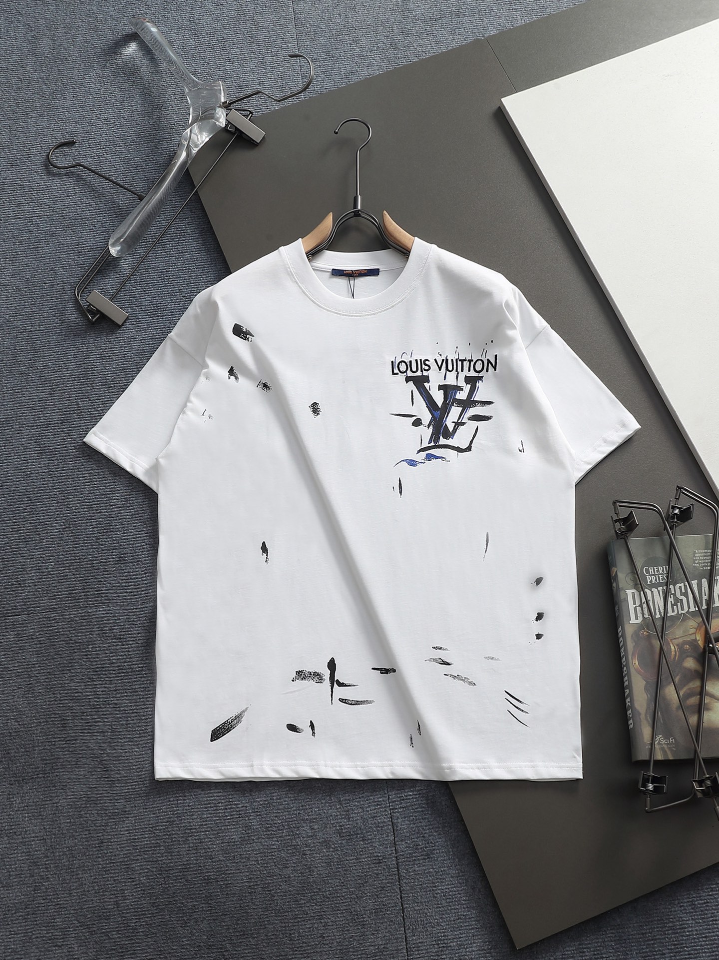 P75 Louis Vuitton 1V corte ligeramente holgado XS S M L 25SS 1V nueva colección de pasarela de tienda oficial, camiseta…
