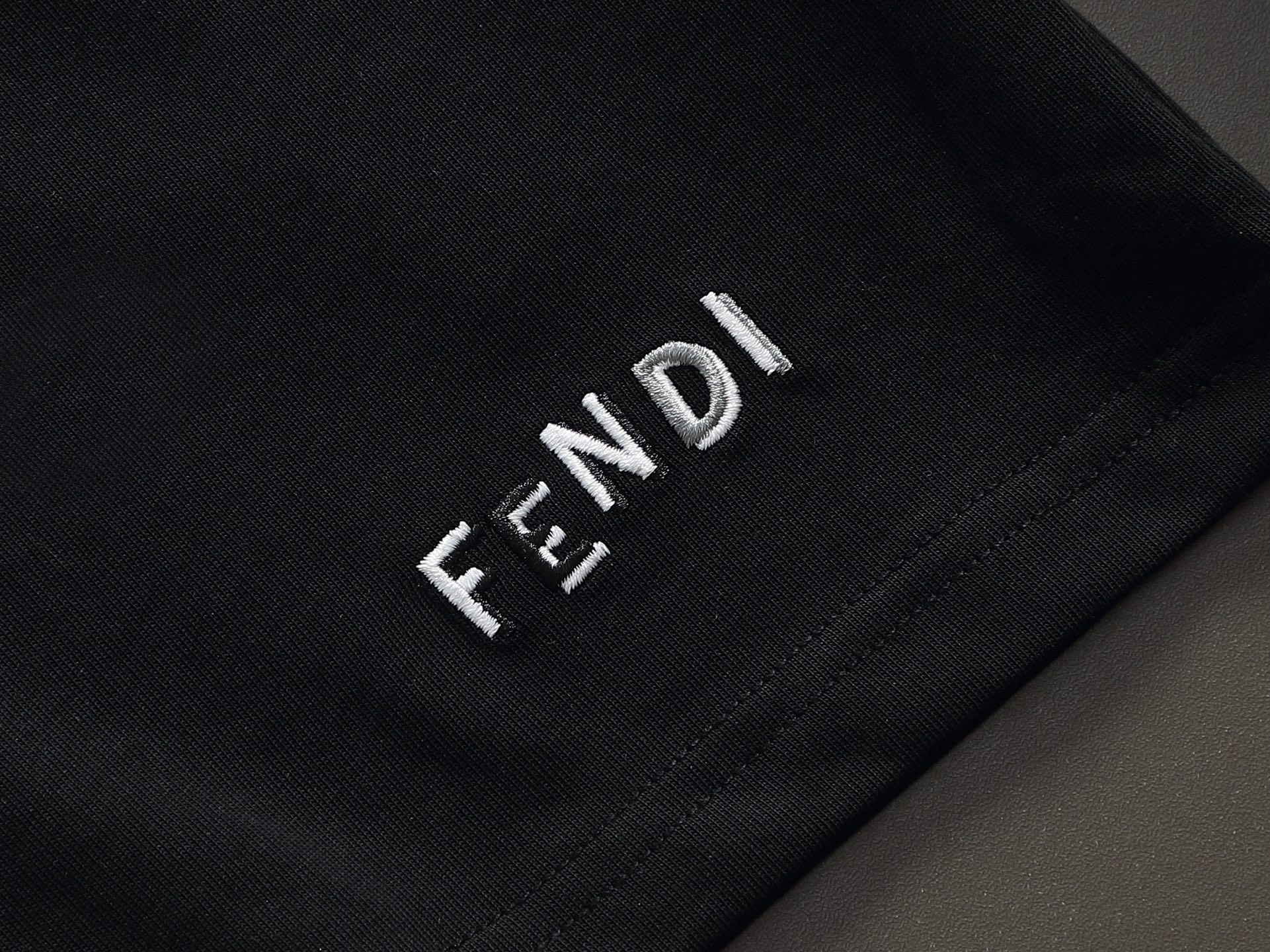 Fendi Herren FENDI Logo — photo 6