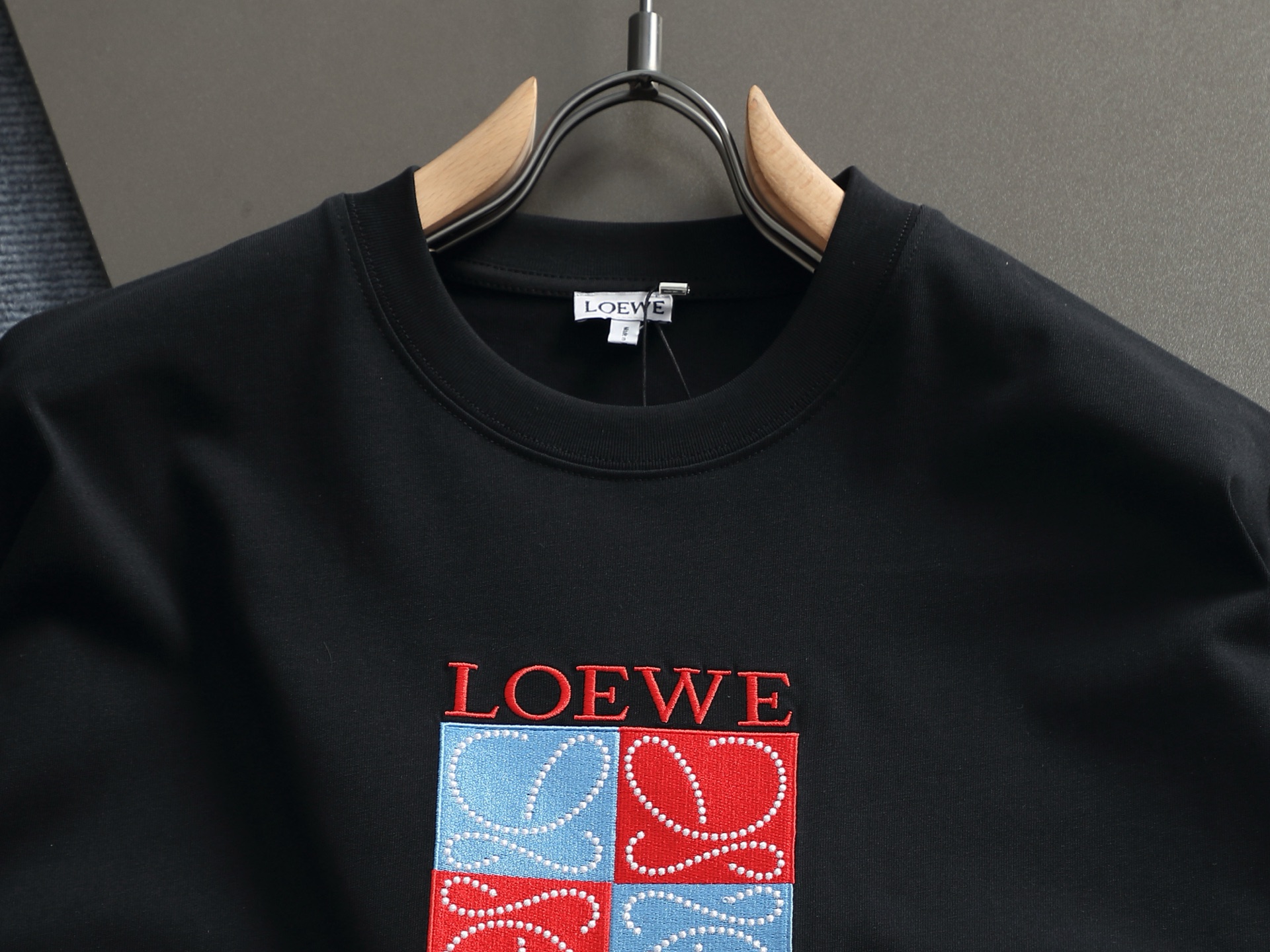 Loewe LOEWE罗意威 高密度立体口袋logo刺绣 短袖T恤