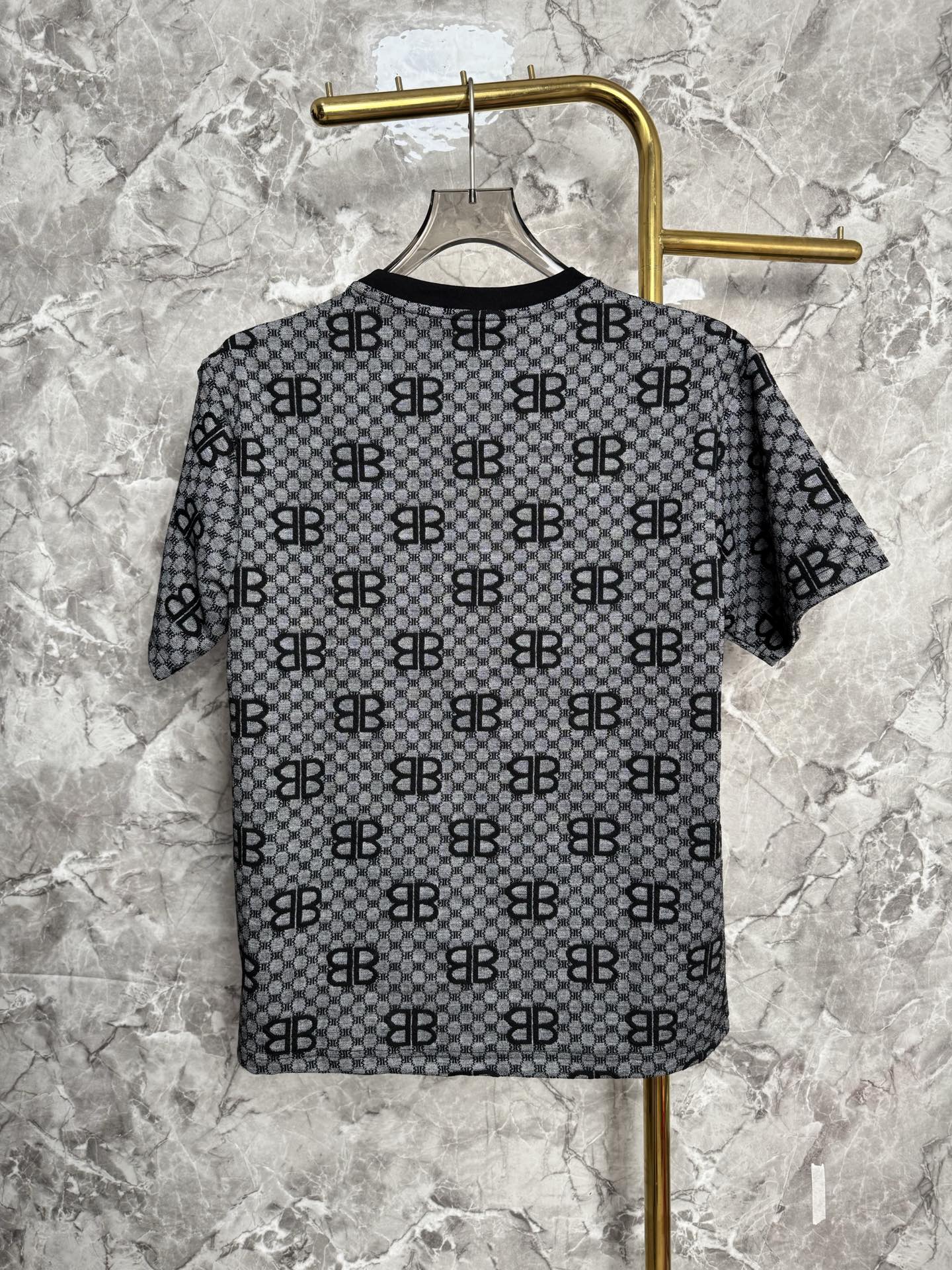 Balenciaga BALENCIAGA 巴黎世家 字母提花毛巾T恤 针织提花短袖 定制面料采用威化布织法