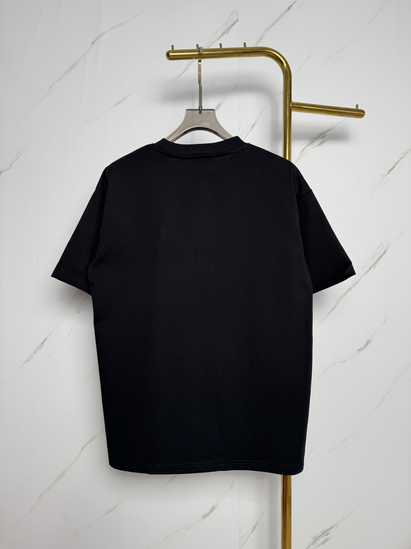 Dior Dior 迪奥 新品 发售 logo 作为奢侈界的龙头 D家可谓是当之无愧了