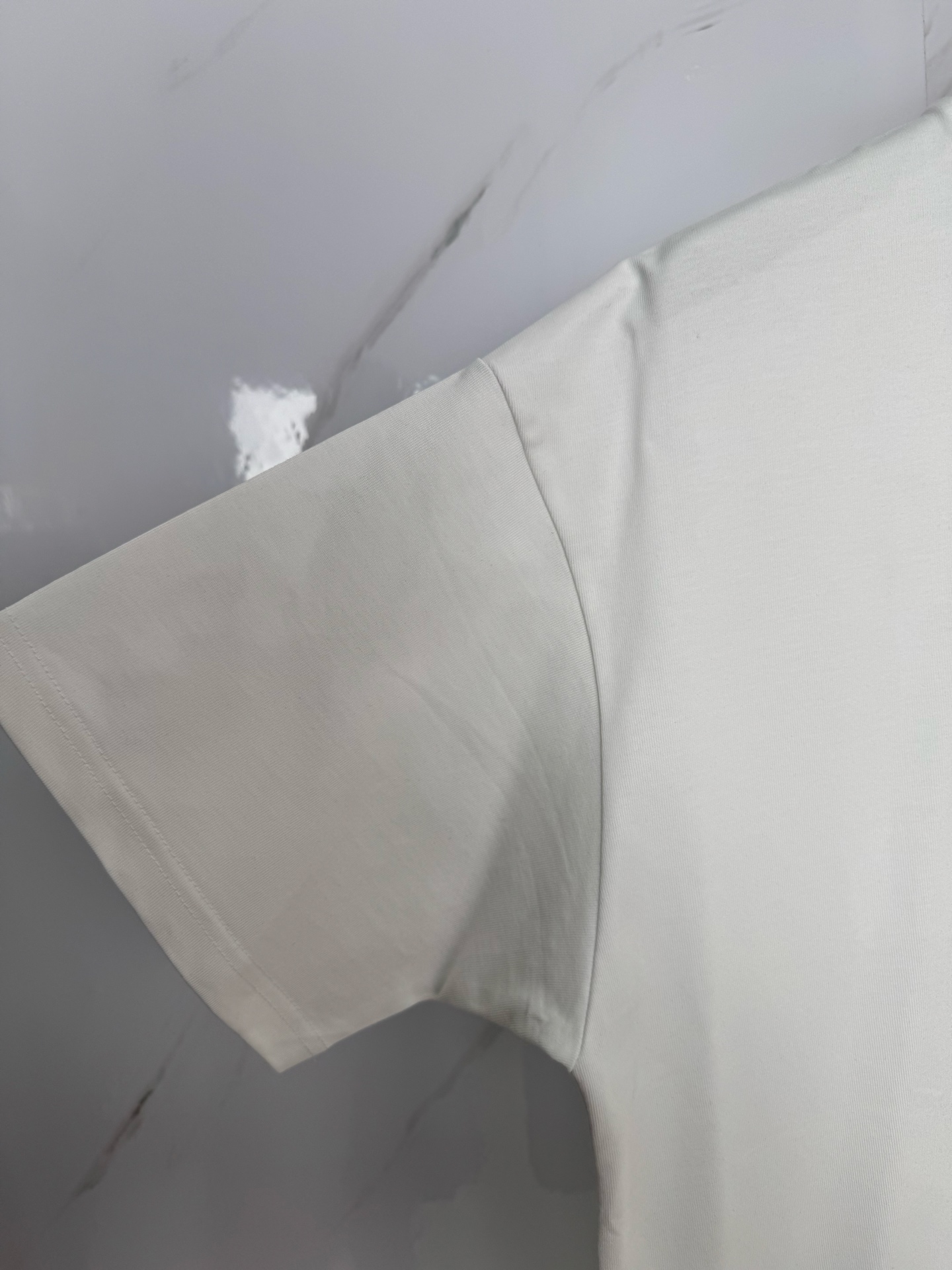 Loewe LOEWE 罗意威 300克圆领短袖T恤
