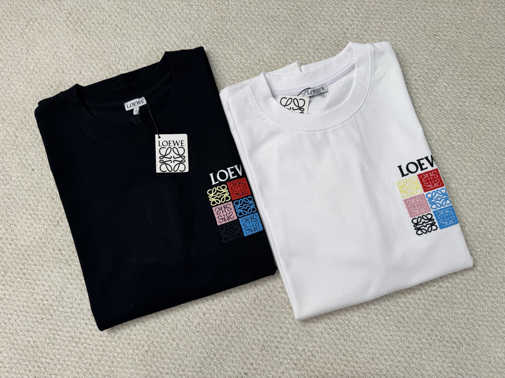 Loewe LOEWE 罗意威 300克圆领短袖T恤