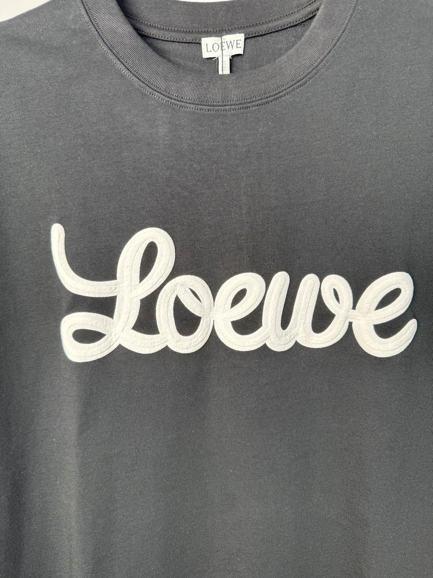 Loewe LOEWE 罗意威 300克圆领短袖T恤