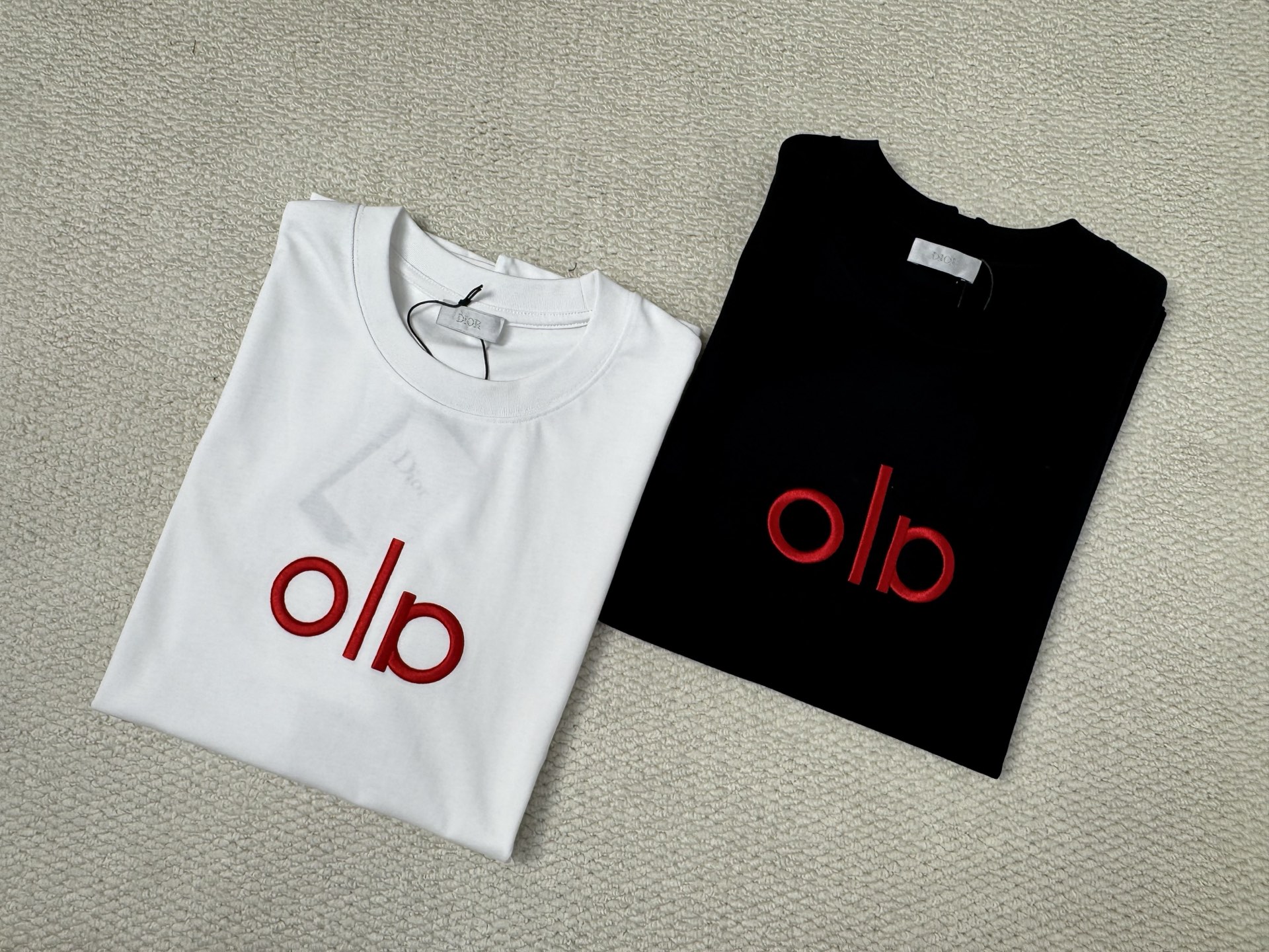 Dior Dior 迪奥 新品 发售 logo 作为奢侈界的龙头 D家可谓是当之无愧了