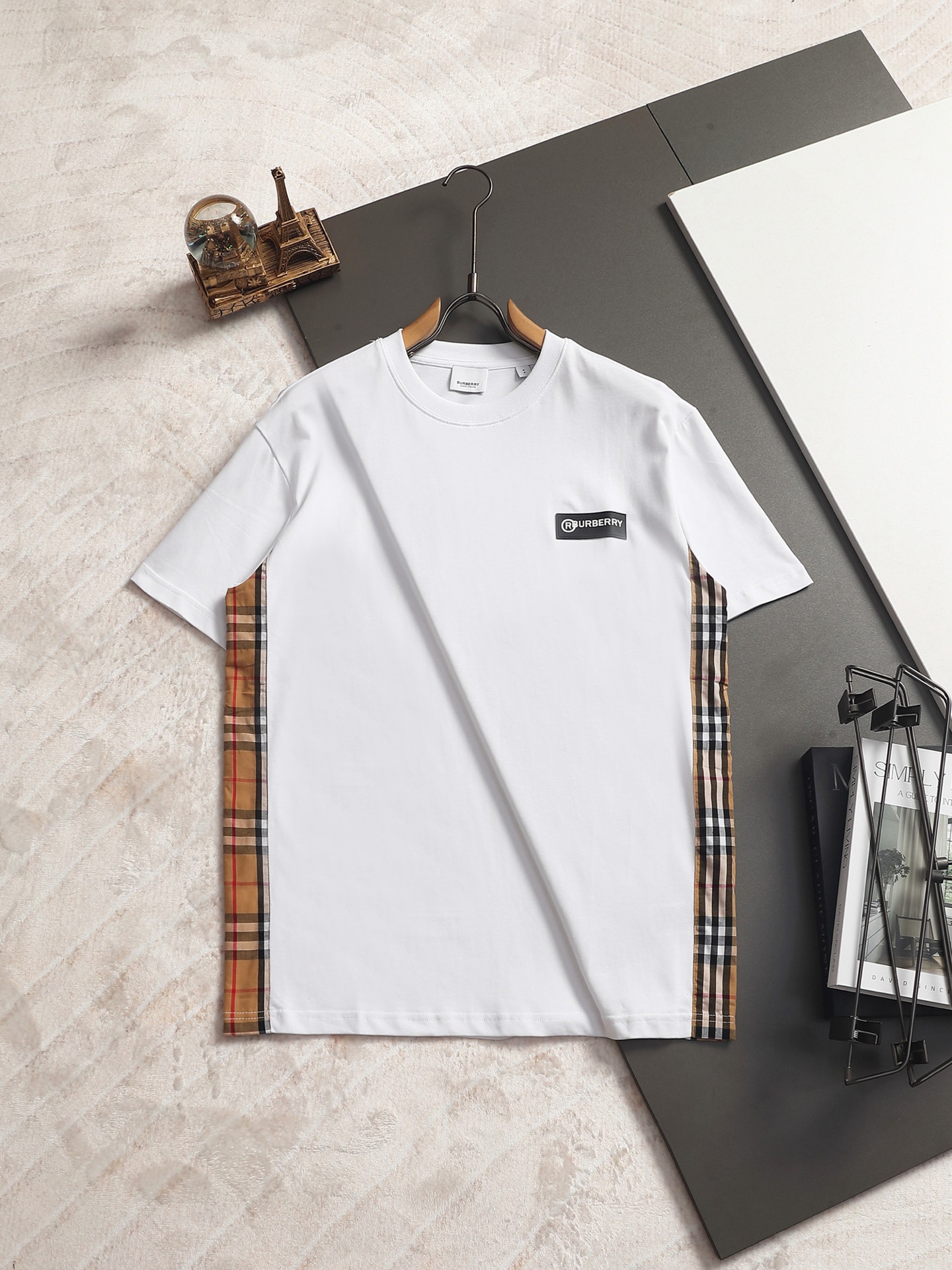 Burberry BUR王牌渠道