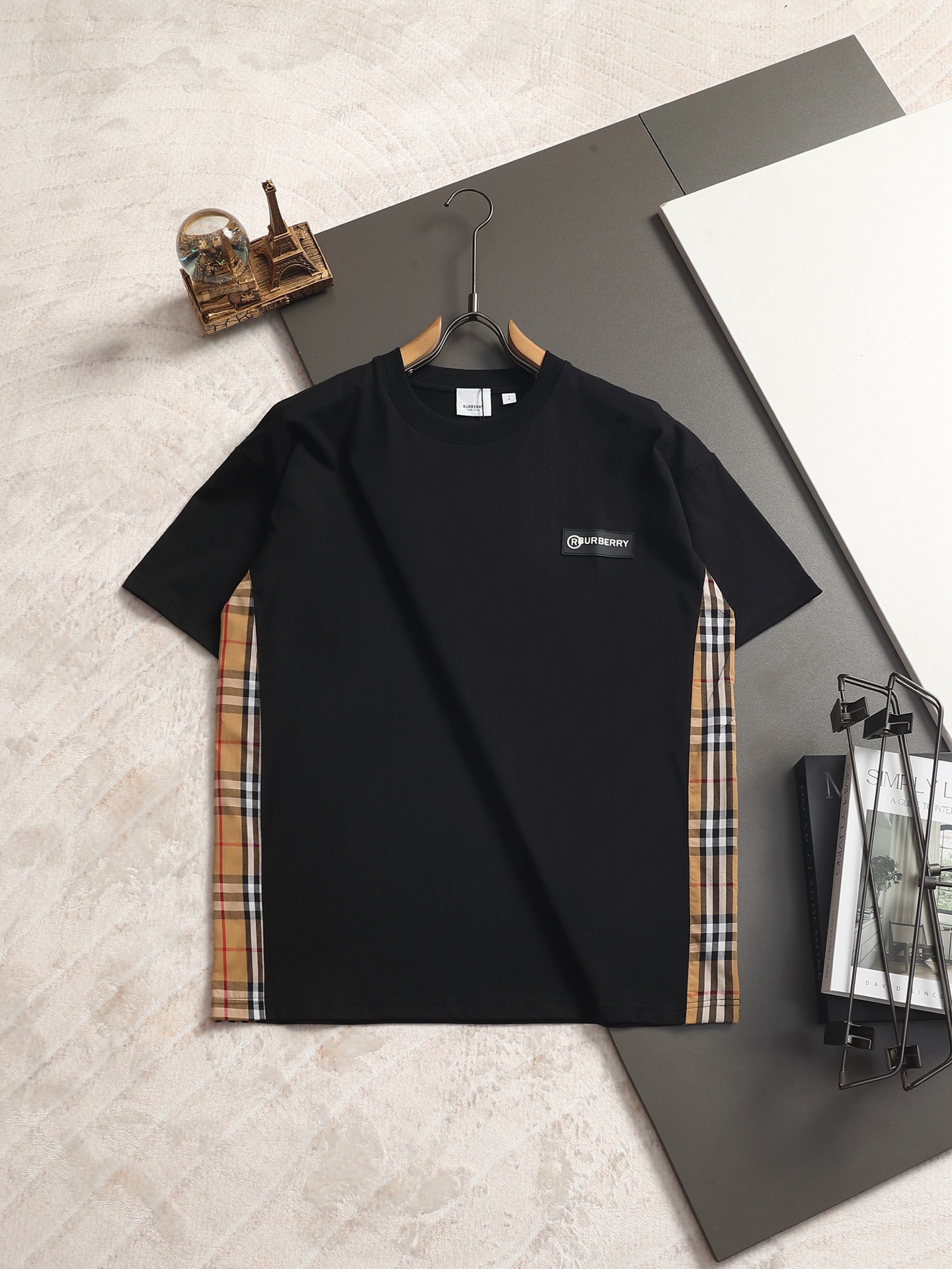 Burberry BUR王牌渠道