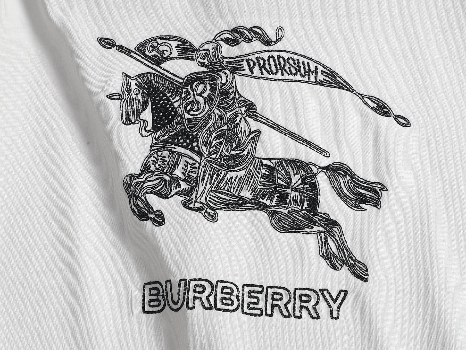Burberry 高品质 BUR 巴宝莉最新刺绣立体战马短袖 面料采用纯棉精梳棉260g面料 绣花采用立体工艺