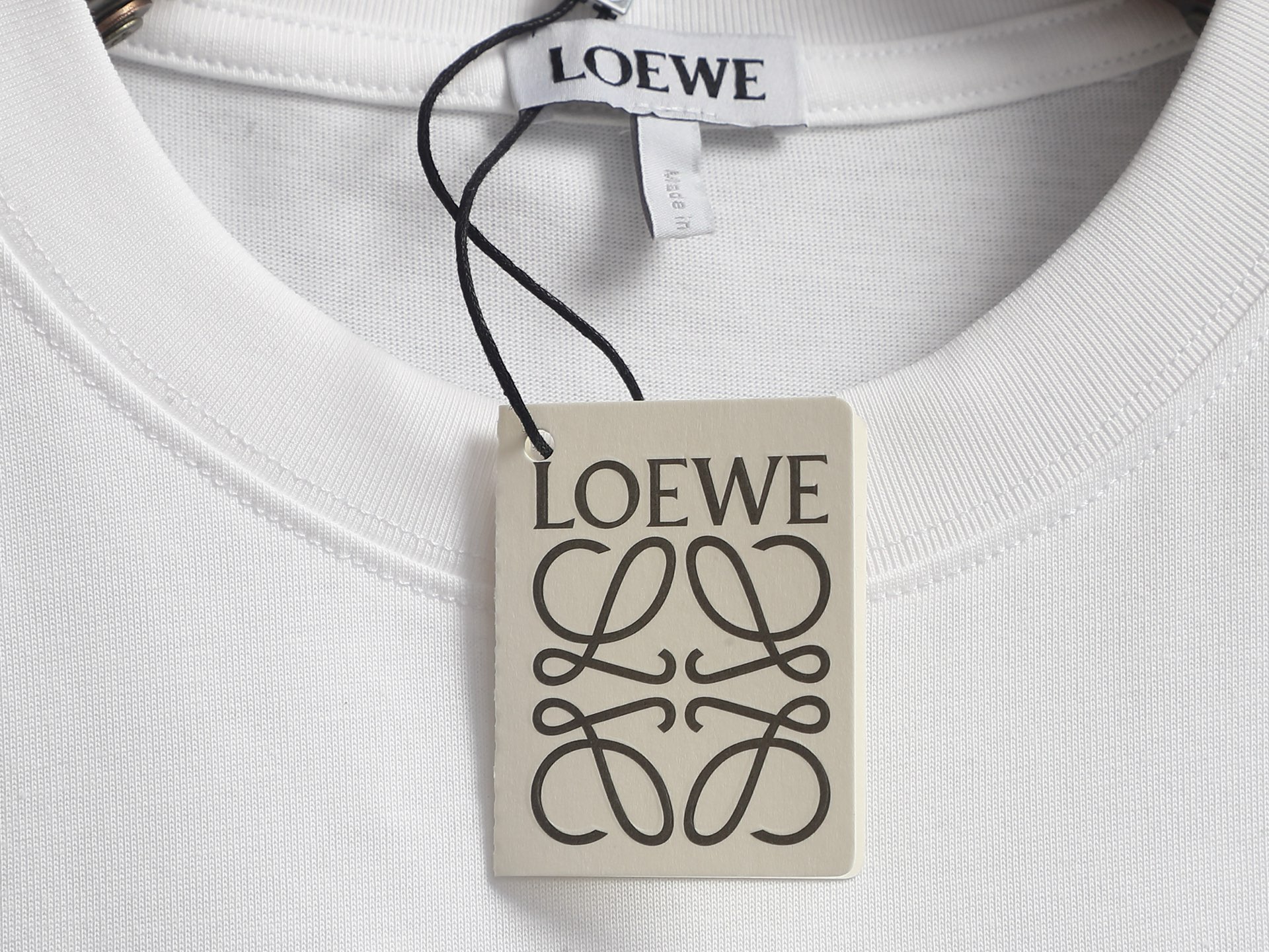Loewe LOEWE 罗意威 最新最 LOGO植绒刺绣刺绣 最 的品质 短袖 制作工艺进口面料