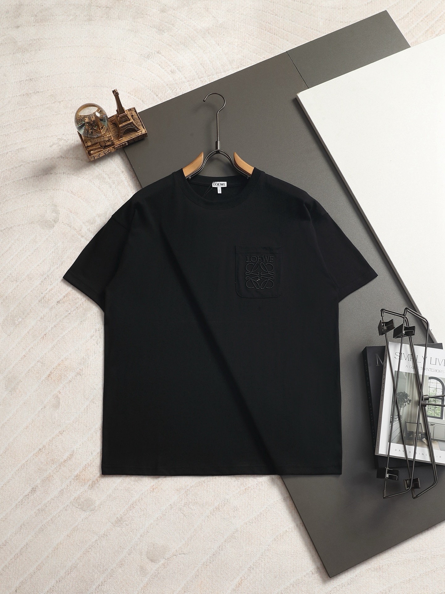 Loewe LOEWE 罗意威 最新最 LOGO植绒刺绣刺绣 最 的品质 短袖 制作工艺进口面料