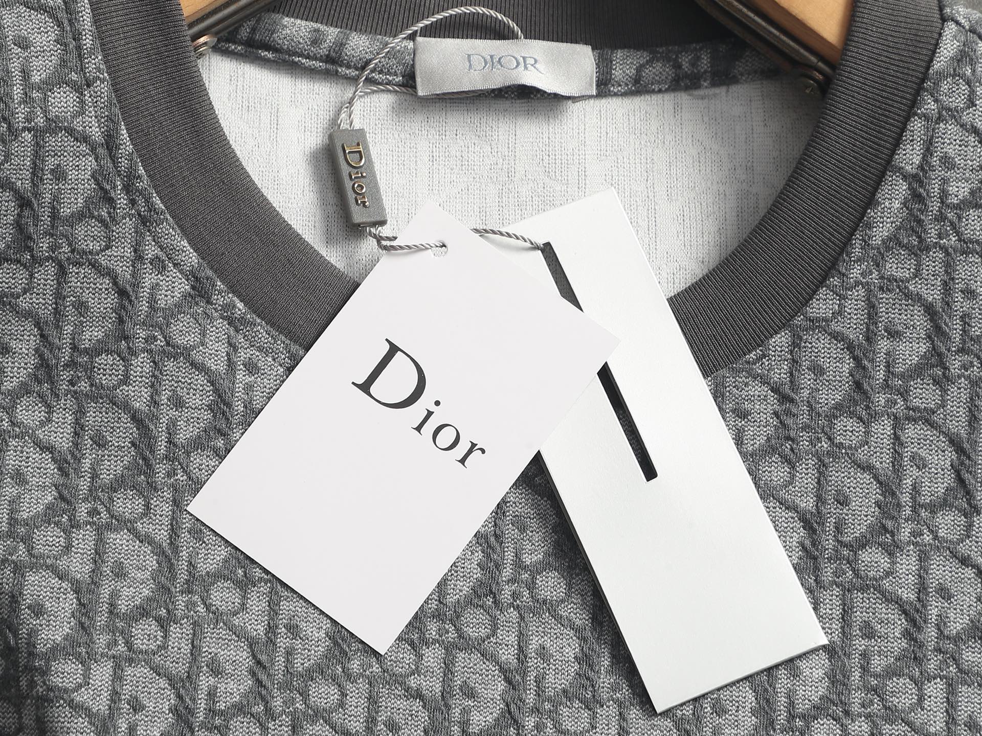 DIOR迪奥提花毛巾T恤圆领短袖，针织提花短袖 定制面料采用威化布织法，提花针织工艺，版型紧致立体，，顺