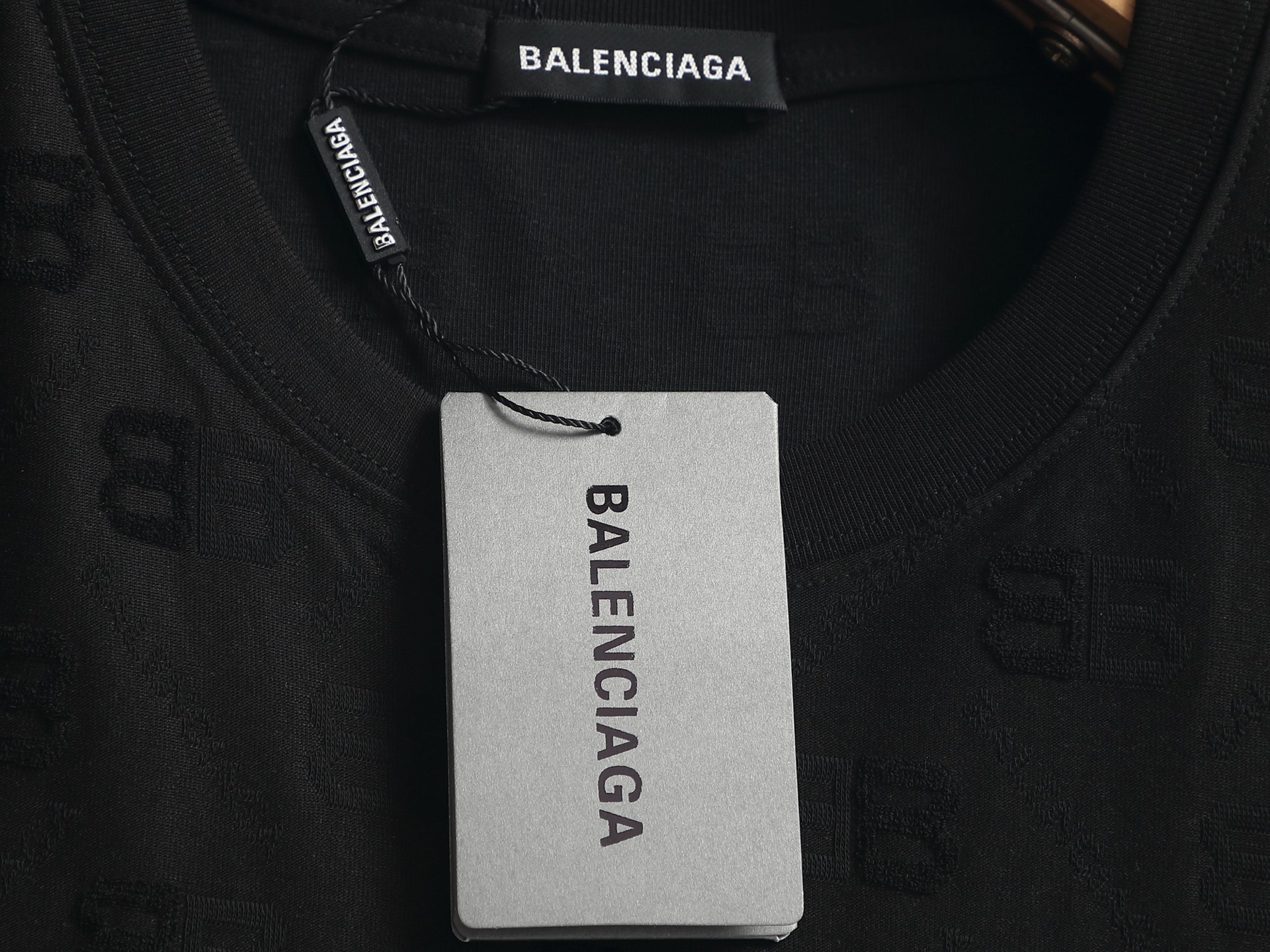 Balenciaga BALENCIAGA 巴黎世家 字母提花毛巾T恤 针织提花短袖 定制面料采用威化布织法