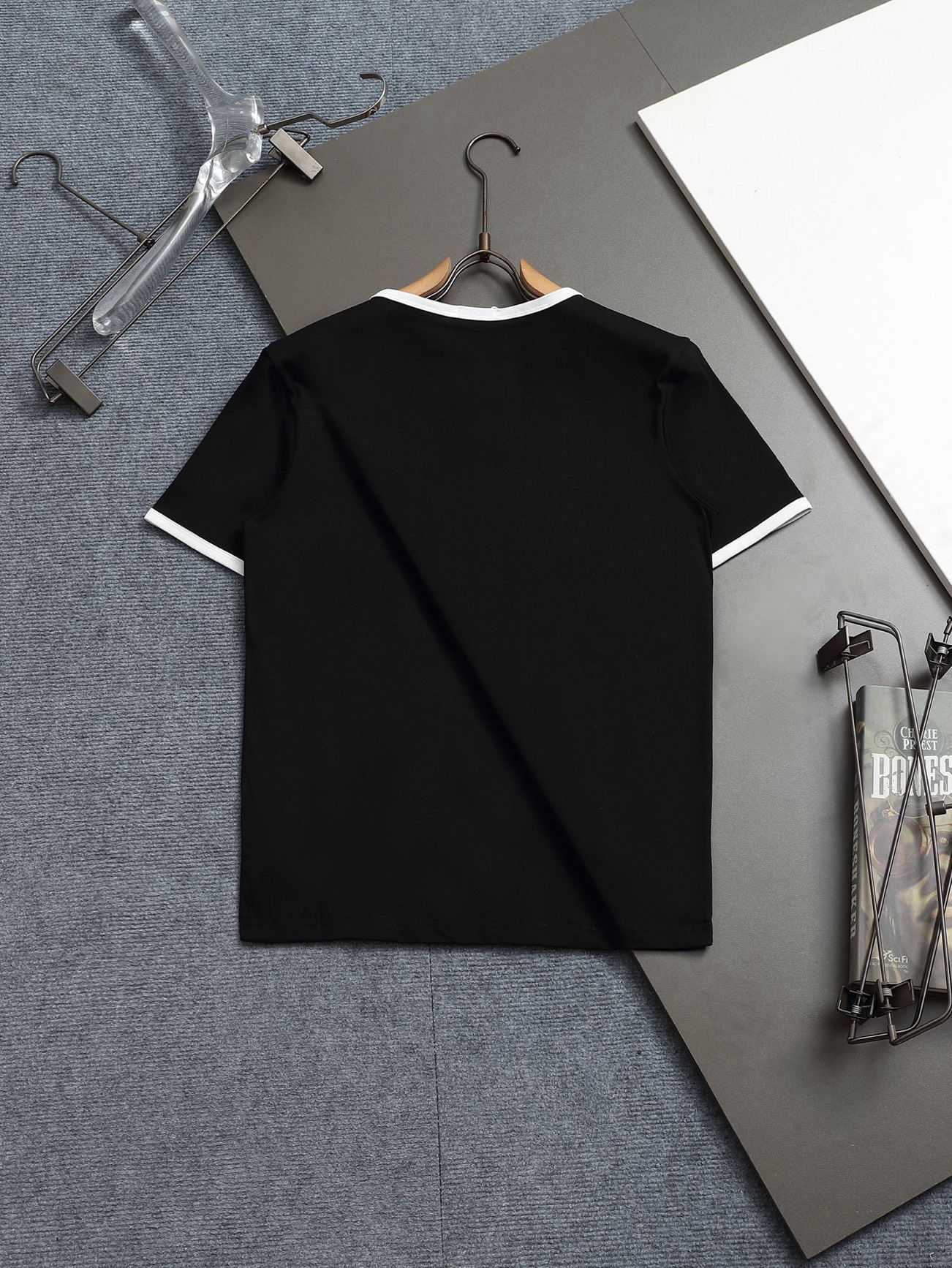 Celine CELINE/塞琳凯旋门 T恤短袖 独家定织定染纯棉料 柔软舒适 前幅ＰＡＲＩＳ凯旋门徽标印花 春夏最新砖柜同步 宽松版型 白色配色 尺码：XS-L