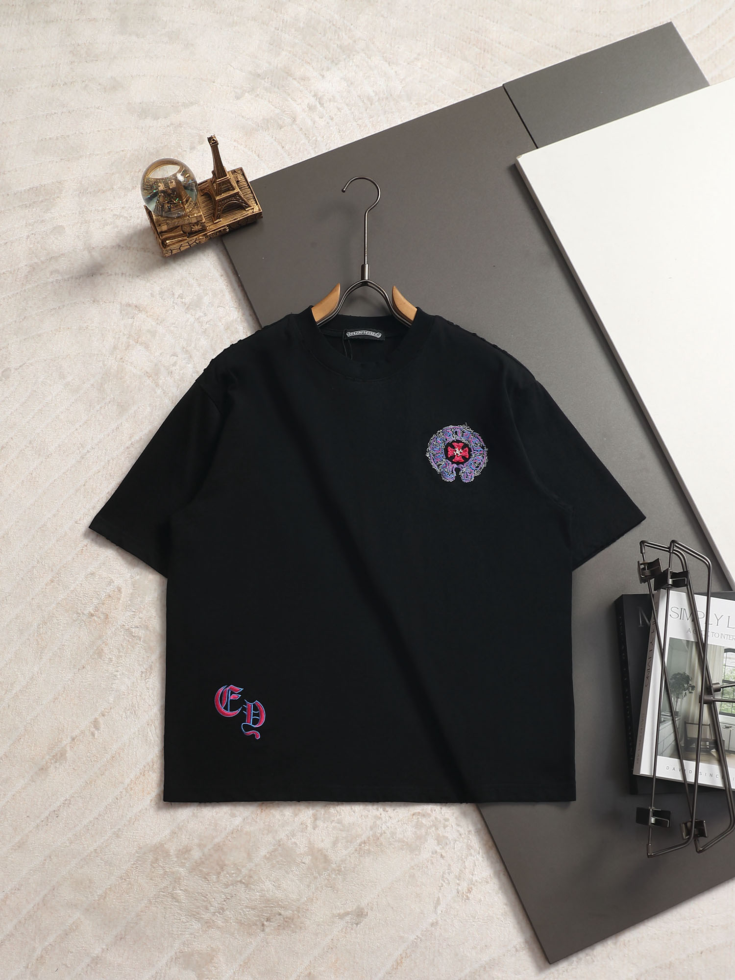 Chrome Hearts 𝗖𝗵𝗿𝗼𝗺𝗲 𝗛𝗲𝗮𝗿𝘁𝘀/克罗心2025十字架贴布刺绣夏季新款 美式酸洗做旧激光烧花贴布绣情侣休闲短袖T恤