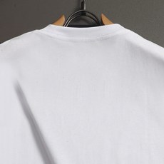 PRADA 普拉达 三角标字母升级,灵感源自八十年代复古原版面料 官方同款 定制 同缸染面料 手感非 PRADA 普拉达 三角标字母升级,灵感源自八十年代复古原版面料 官方同款 定制 同缸染面料 手感非