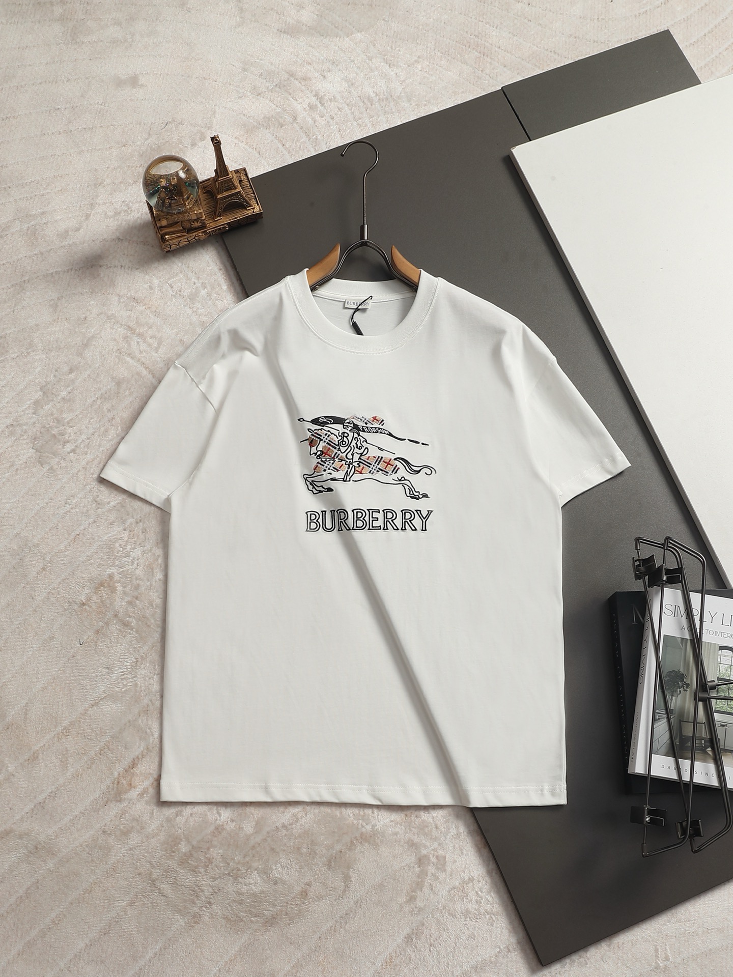 Burberry BBR/巴宝莉 战马字母刺绣短袖T恤