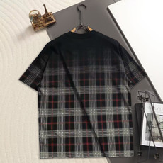 BURBERRY/巴宝莉 260克圆领短袖T恤品牌格纹立体LOGO印花工艺官方同步 高版本 高品质时尚 BURBERRY/巴宝莉 260克圆领短袖T恤品牌格纹立体LOGO印花工艺官方同步 高版本 高品质时尚
