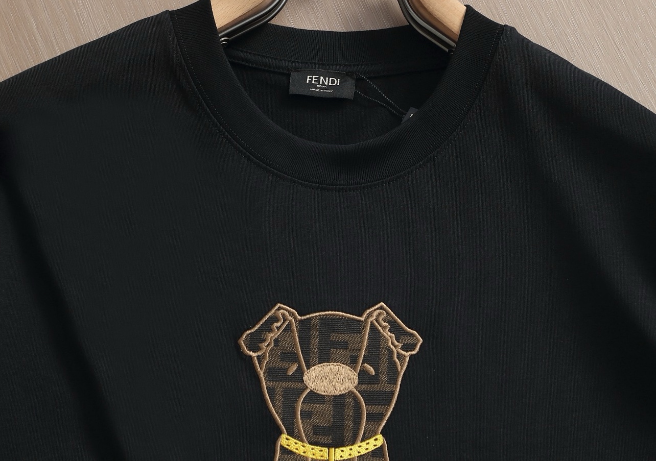 Fendi FENDI（芬迪）2026 春夏系列的标志性单品
