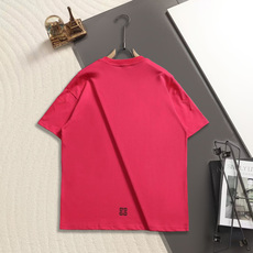 GIVENCHY 印花工艺贴布绣纪梵希 短袖t桖高级洗水工艺 版型大 宽松有型区别低版本瘦长版型上身拉 GIVENCHY 印花工艺贴布绣纪梵希 短袖t桖高级洗水工艺 版型大 宽松有型区别低版本瘦长版型上身拉