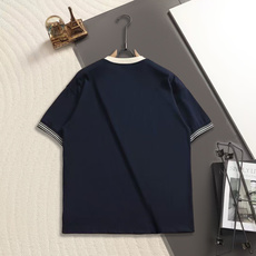 Dior/迪奥 撞色定制罗纹 胸口经典小字母刺绣标识精致升级,灵感源自八十年代原版面料 官方同款 短袖T Dior/迪奥 撞色定制罗纹 胸口经典小字母刺绣标识精致升级,灵感源自八十年代原版面料 官方同款 短袖T