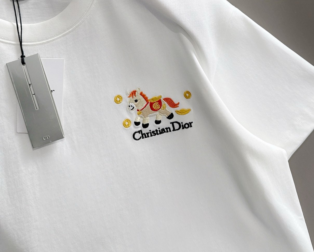 Dior DIOR 迪奥 2026新款 马年限定 刺绣金元宝马logo 短袖t恤
