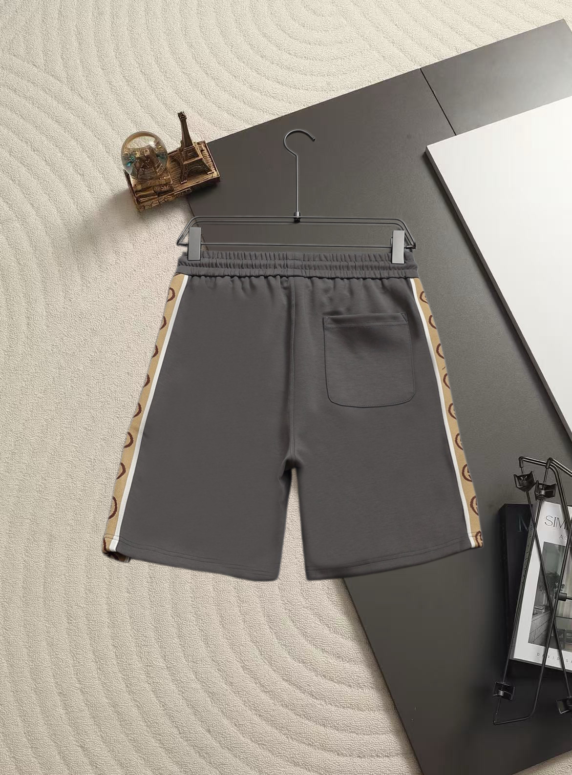 Gucci GUCCI 古驰26ss 毛圈短裤 ～采用棉质毛圈面料精心制作 饰以同色调提花图案