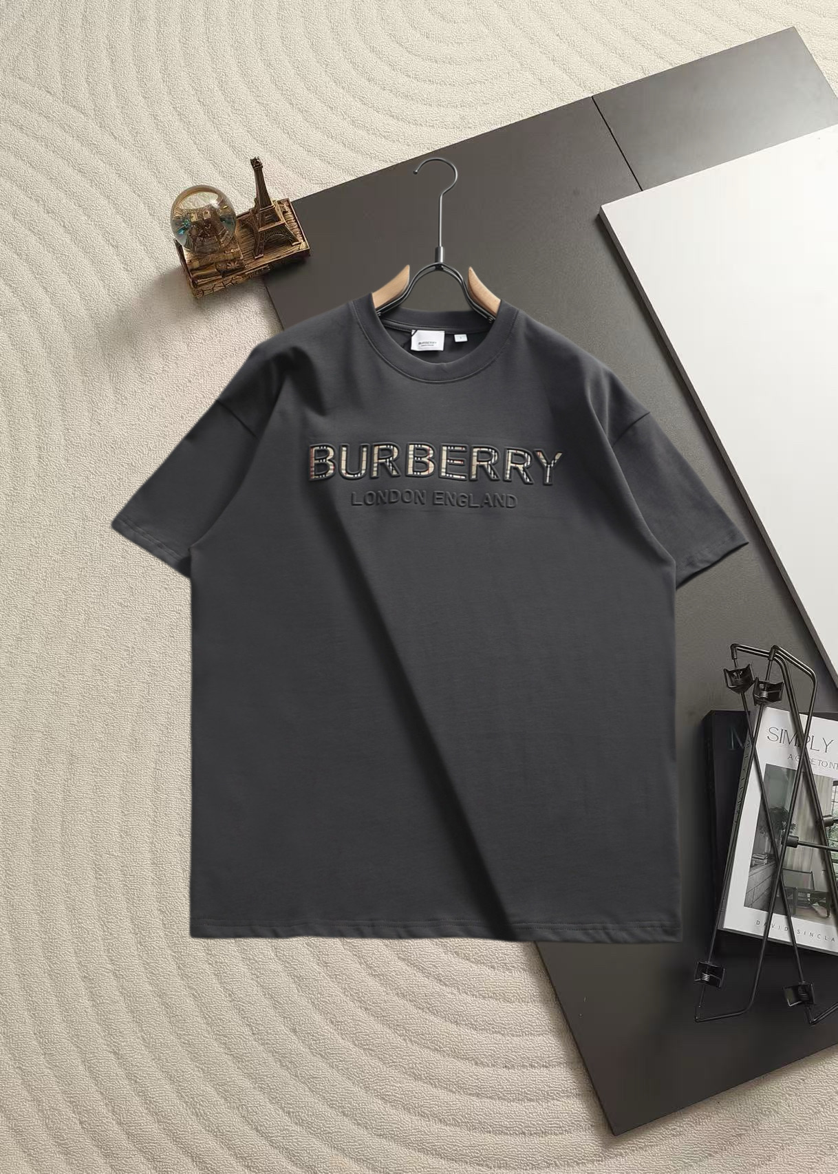 Burberry BUR王牌渠道