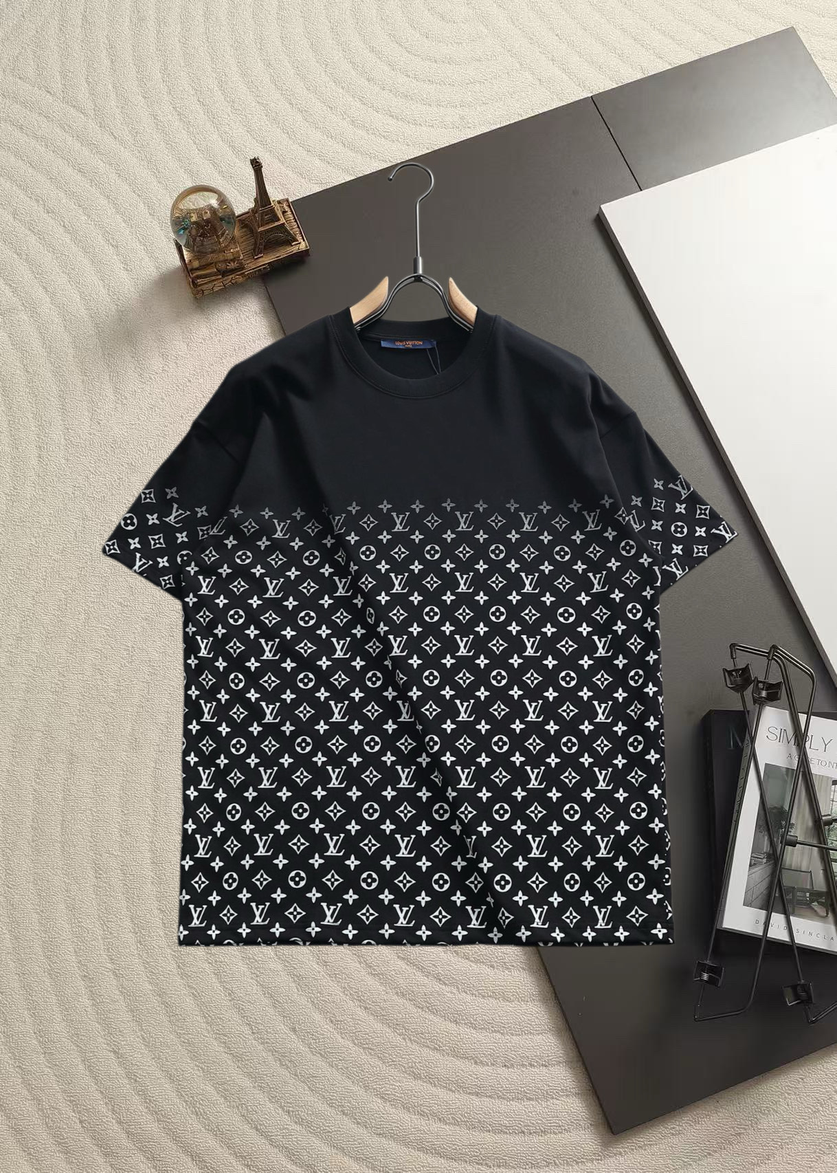 Louis Vuitton LV 25SS路易威登 最新款最 渐变印花 圆领 短袖T恤 纯棉面料 贴肤舒适