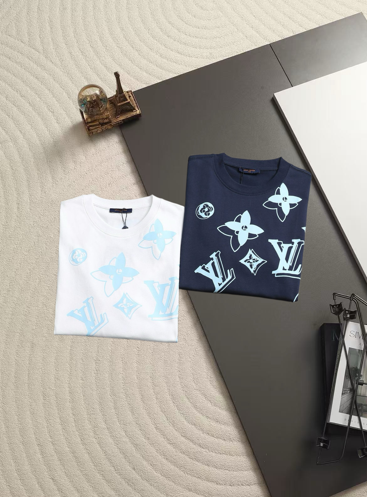 Louis Vuitton LOUIS VUITTON 路易威登 新色系满印后背印花图案 套头圆领短袖