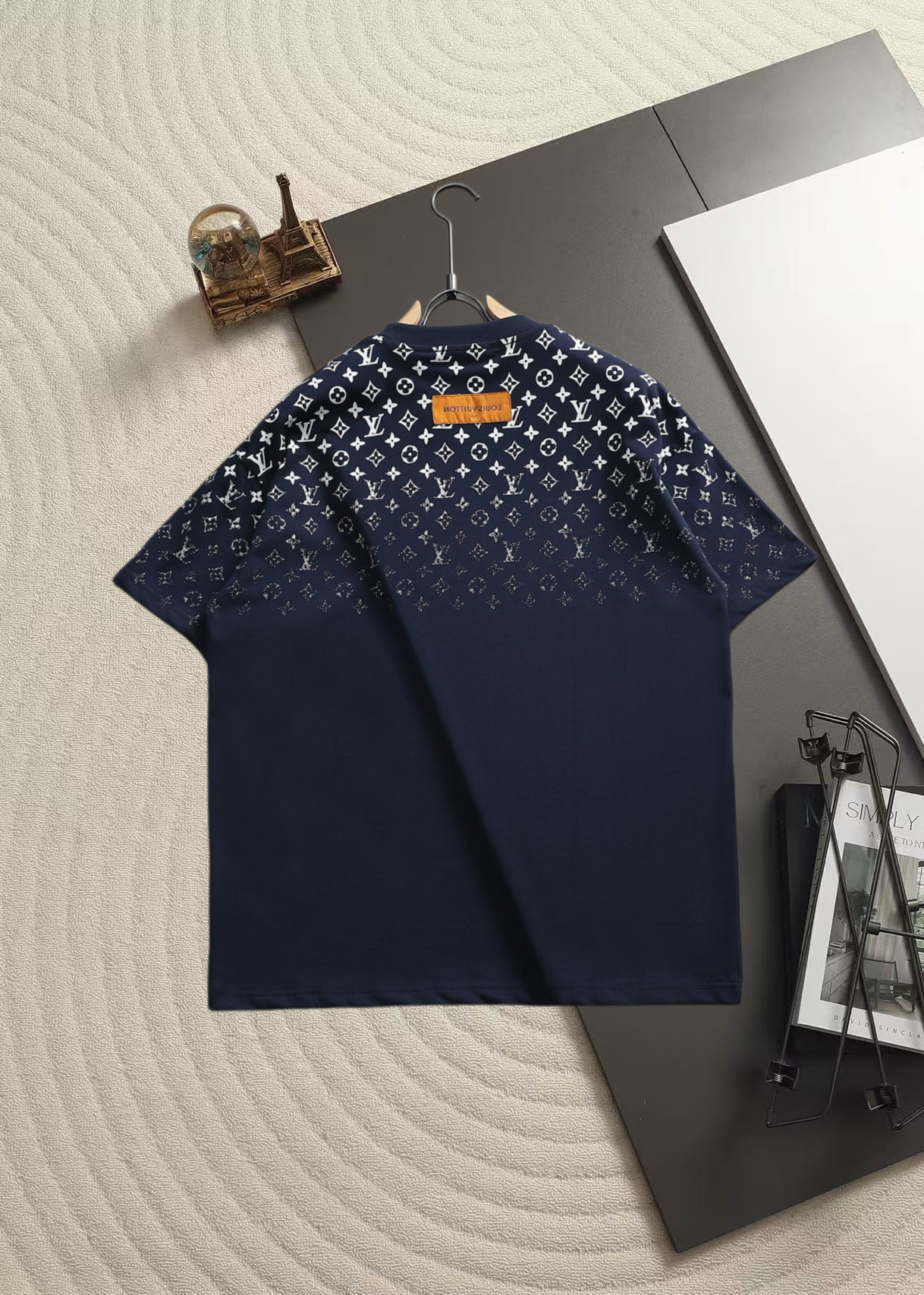 Louis Vuitton LV 路易威登 最新款最 渐变印花 圆领 短袖T恤 纯棉面料 贴肤舒适