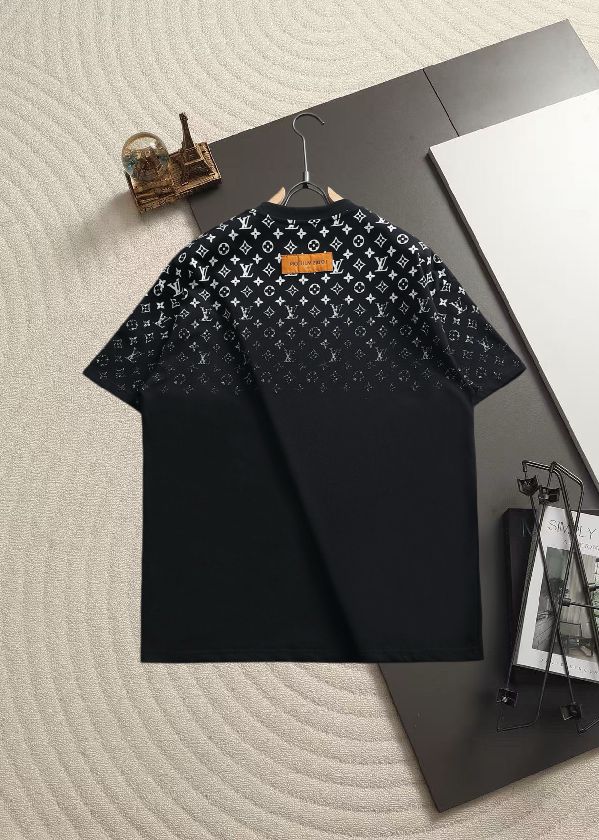 Louis Vuitton LV 路易威登 最新款最 渐变印花 圆领 短袖T恤 纯棉面料 贴肤舒适