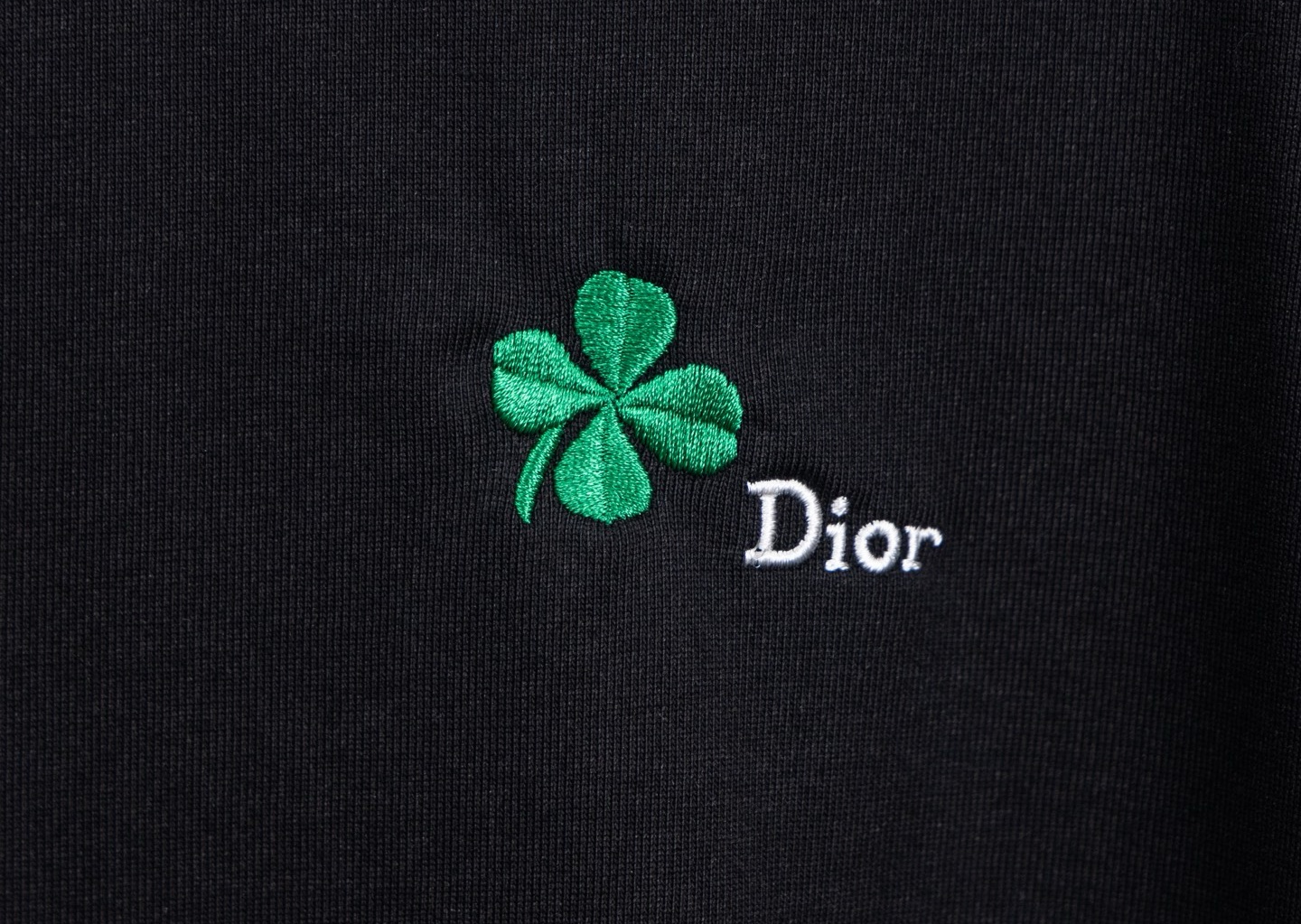 Dior 新款DIOR/迪奥 棉质宽松圆领四叶草刺绣图案