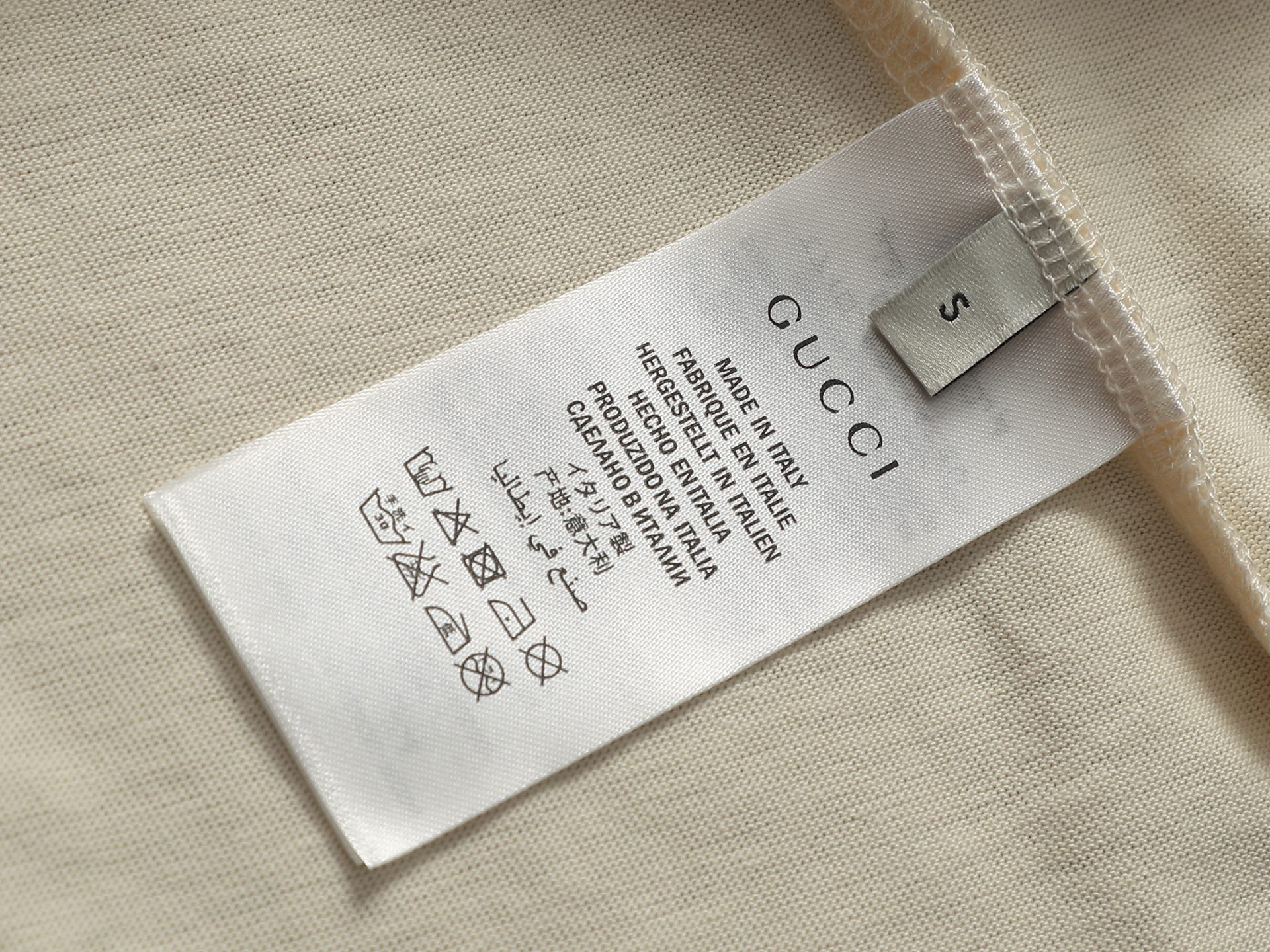Balenciaga Gucci x Balenciaga联名喷墨涂鸦Logo印花短袖 简单的涂鸦 使用三次的印花工艺
