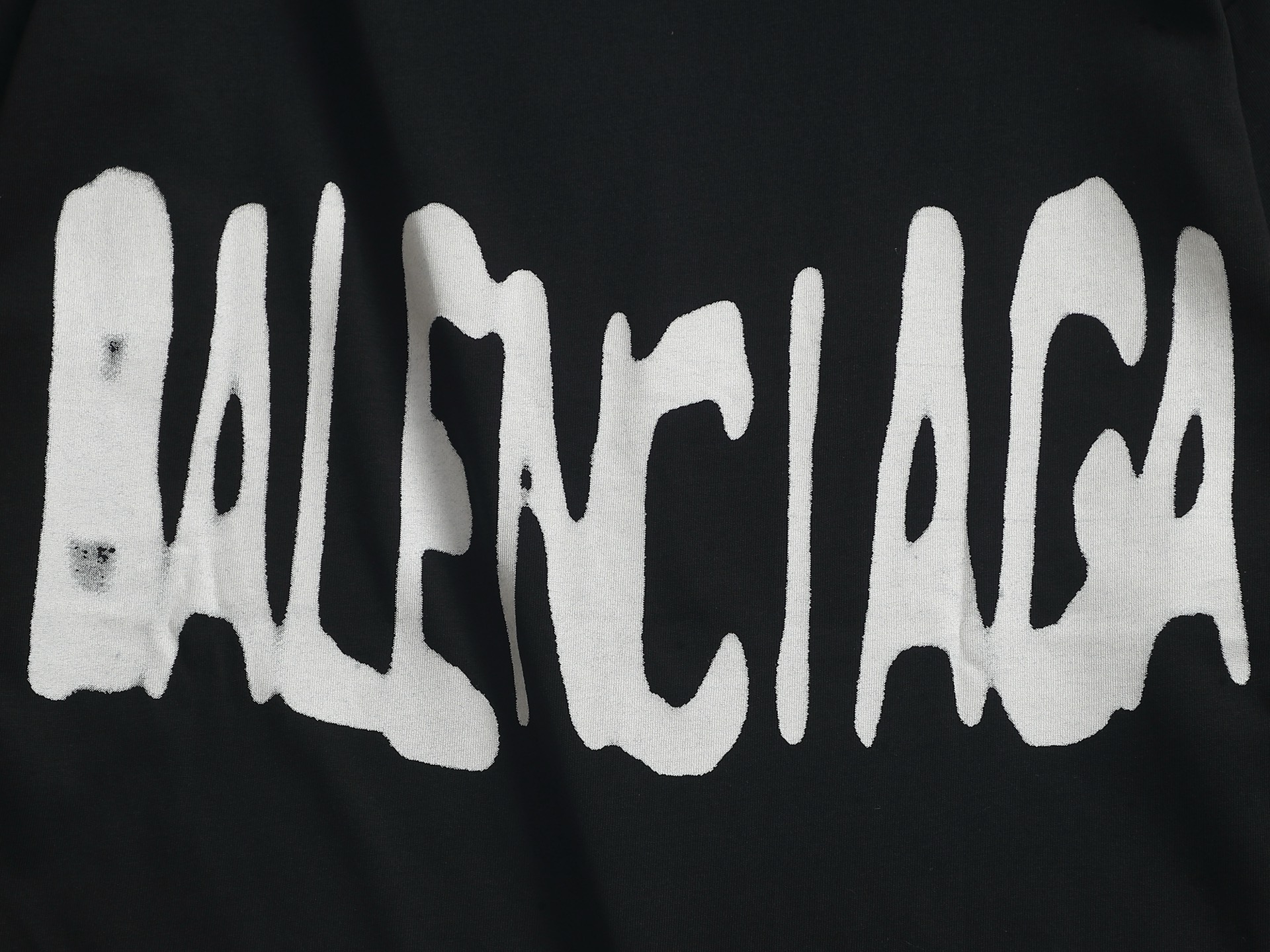 Balenciaga Gucci x Balenciaga联名喷墨涂鸦Logo印花短袖 简单的涂鸦 使用三次的印花工艺