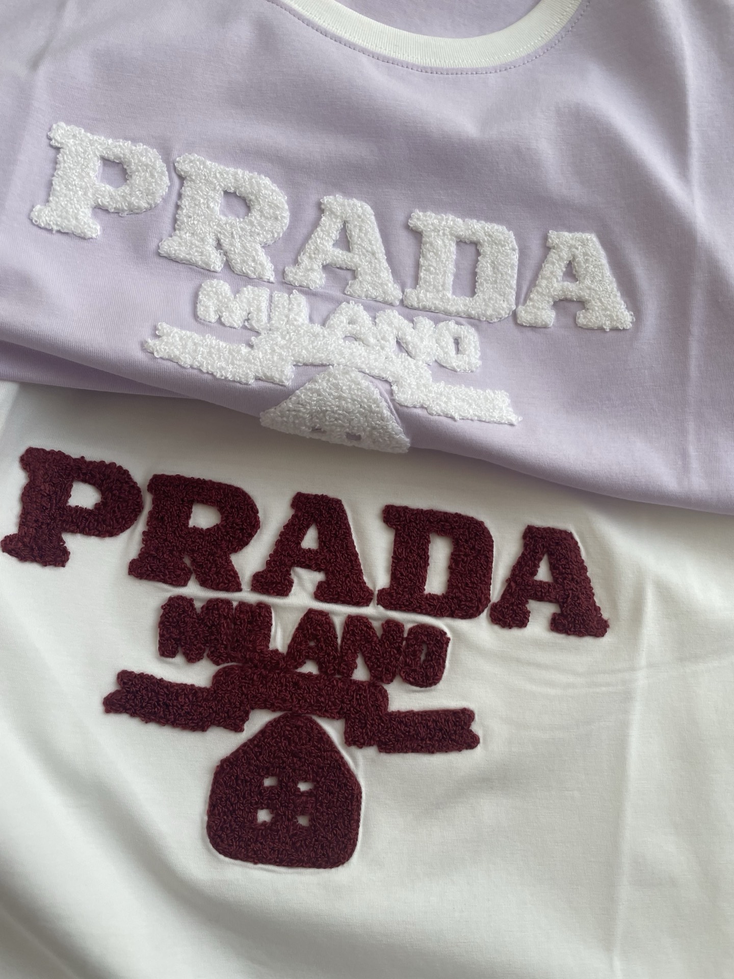 Prada 26，夏季新款 植绒Logo短袖T恤 两色SML