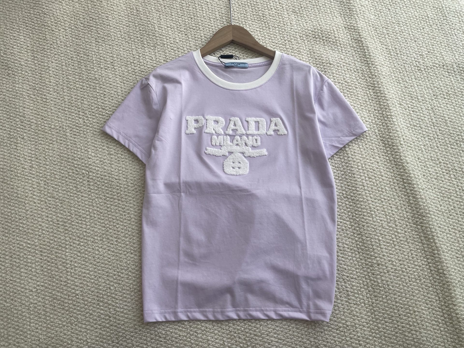 Prada 26，夏季新款 植绒Logo短袖T恤 两色SML