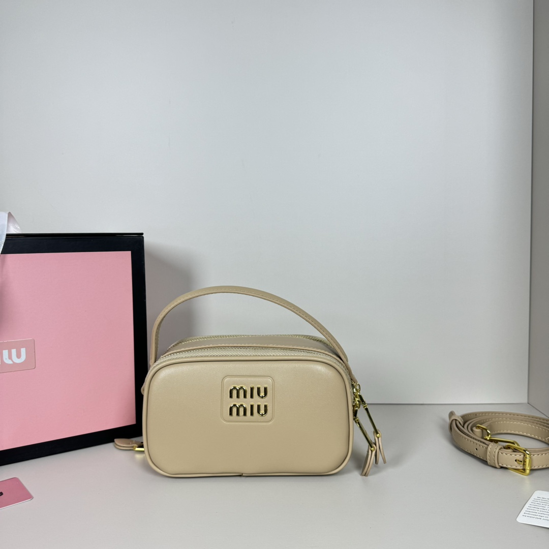 MiuMiu Camera Bags Crossbody & Shoulder Bags Gold Spring Collection