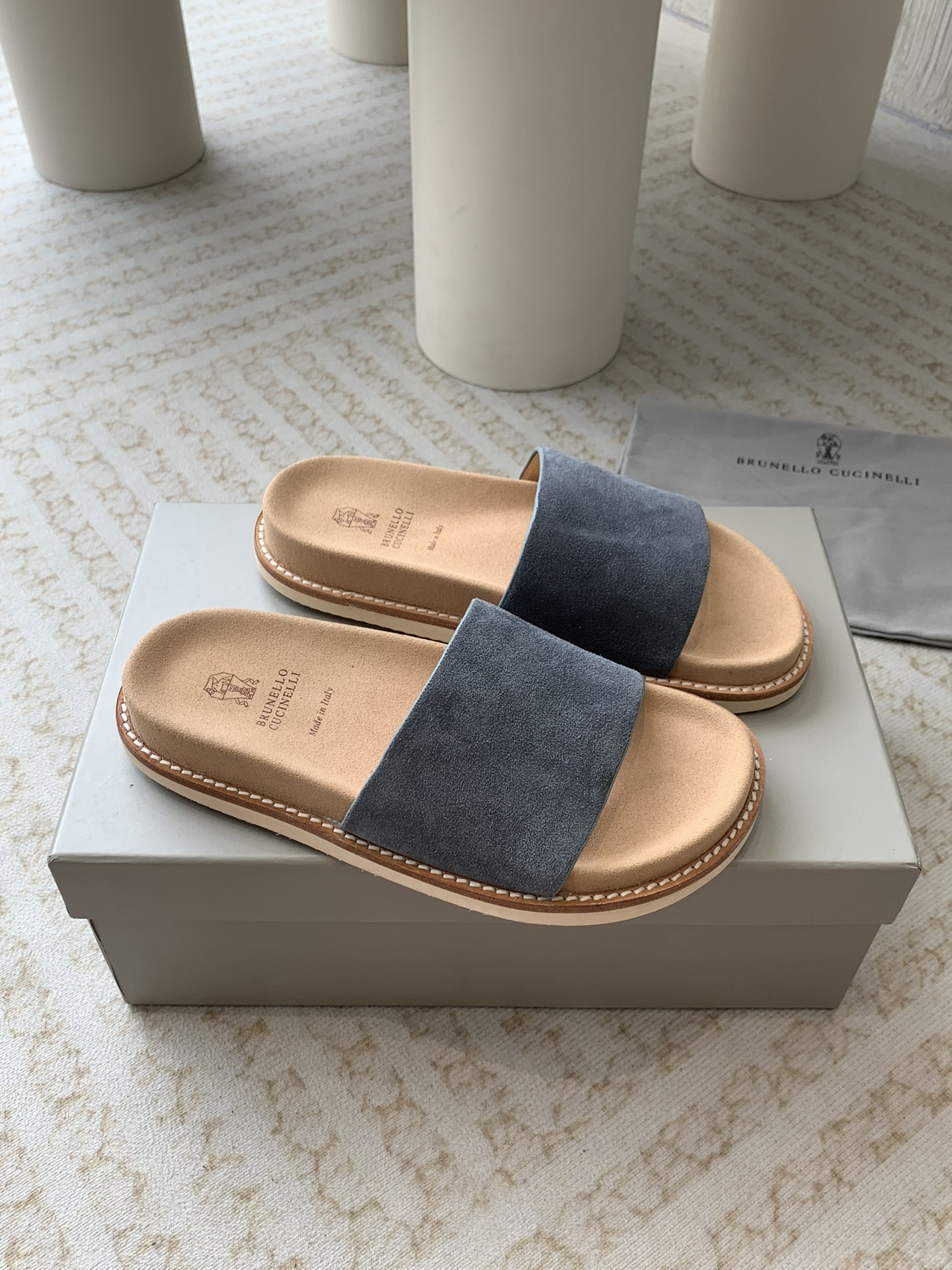 Brunello Cucinelli Brunello Cucinelli BC 新款麂皮拖鞋，24ss新款系列